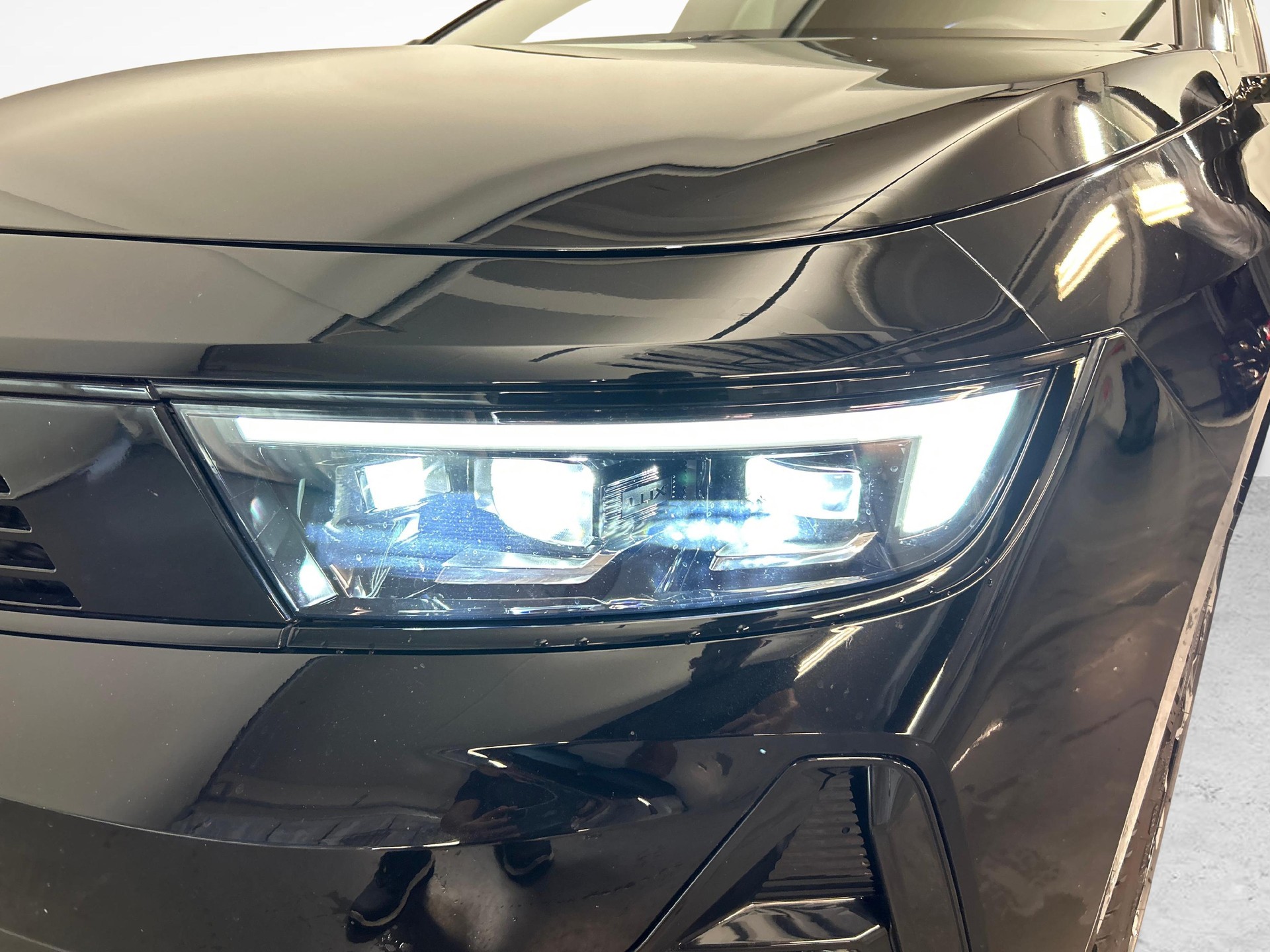 OPEL Astra Sports Tourer 1.6 T PHEV 225 GSe-image-14