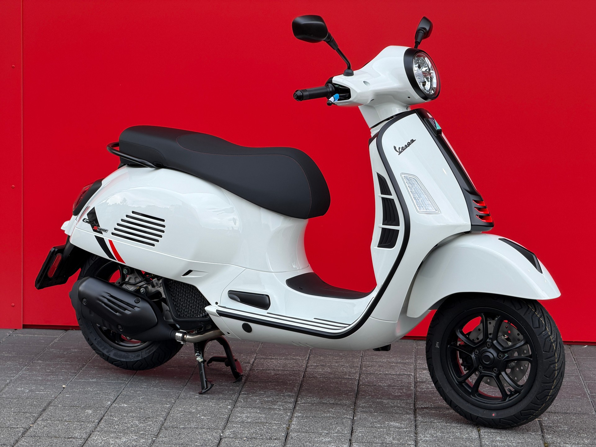 PIAGGIO Vespa GTS 125 Super Sport RST Euro 5+-showroom-element-1