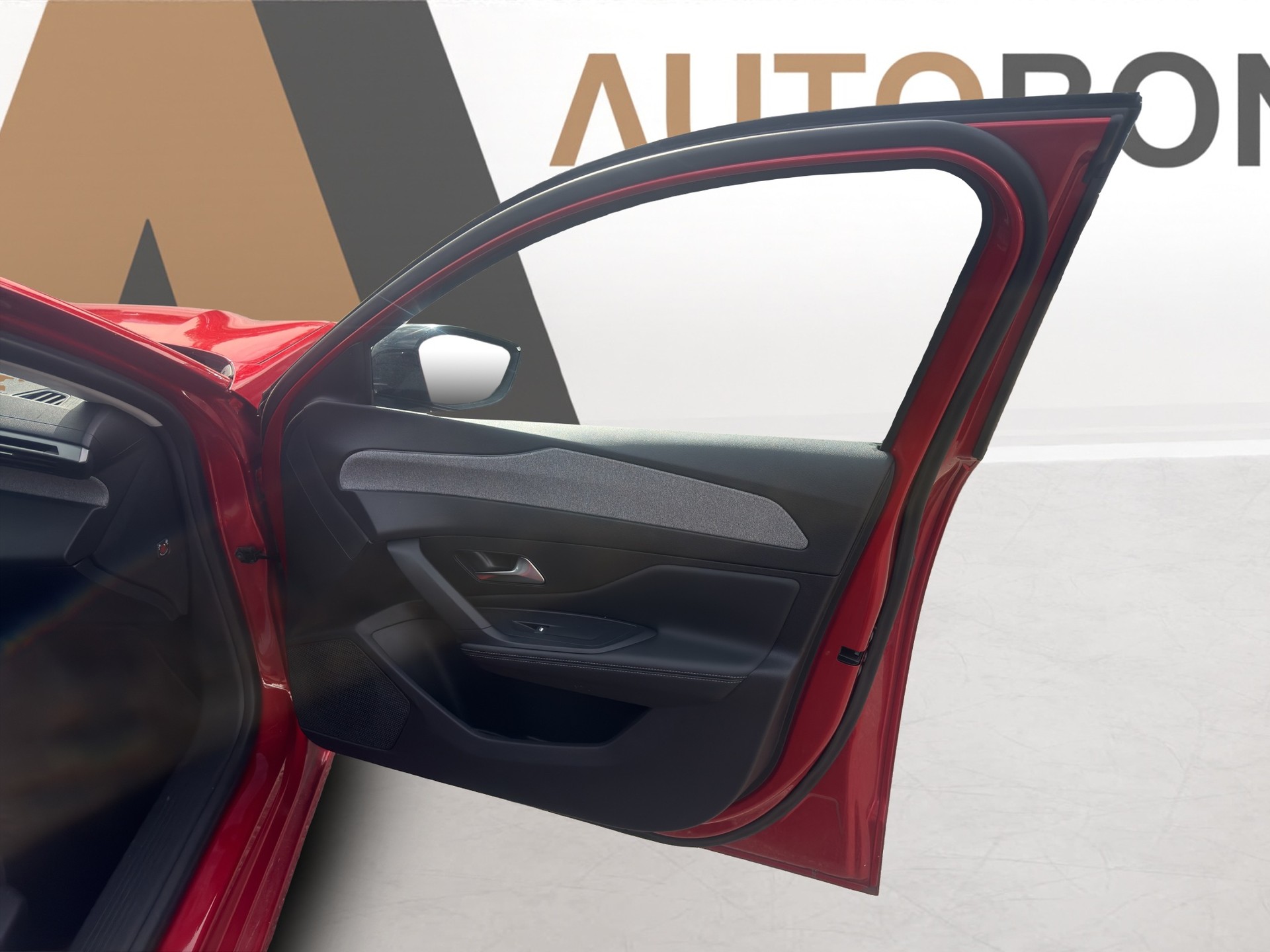 PEUGEOT 308 SW 1.2 PureTech Allure-image-14