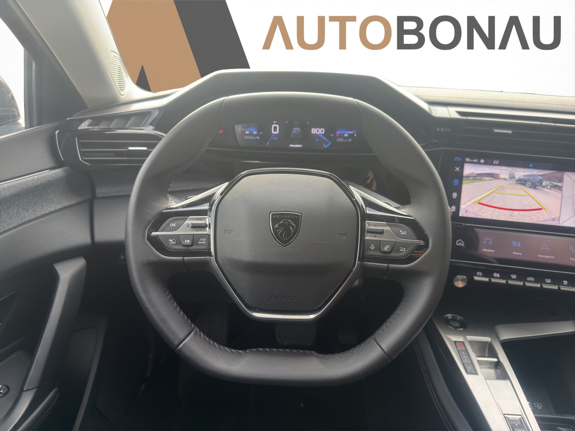 PEUGEOT 308 SW 1.2 PureTech Allure-image-17