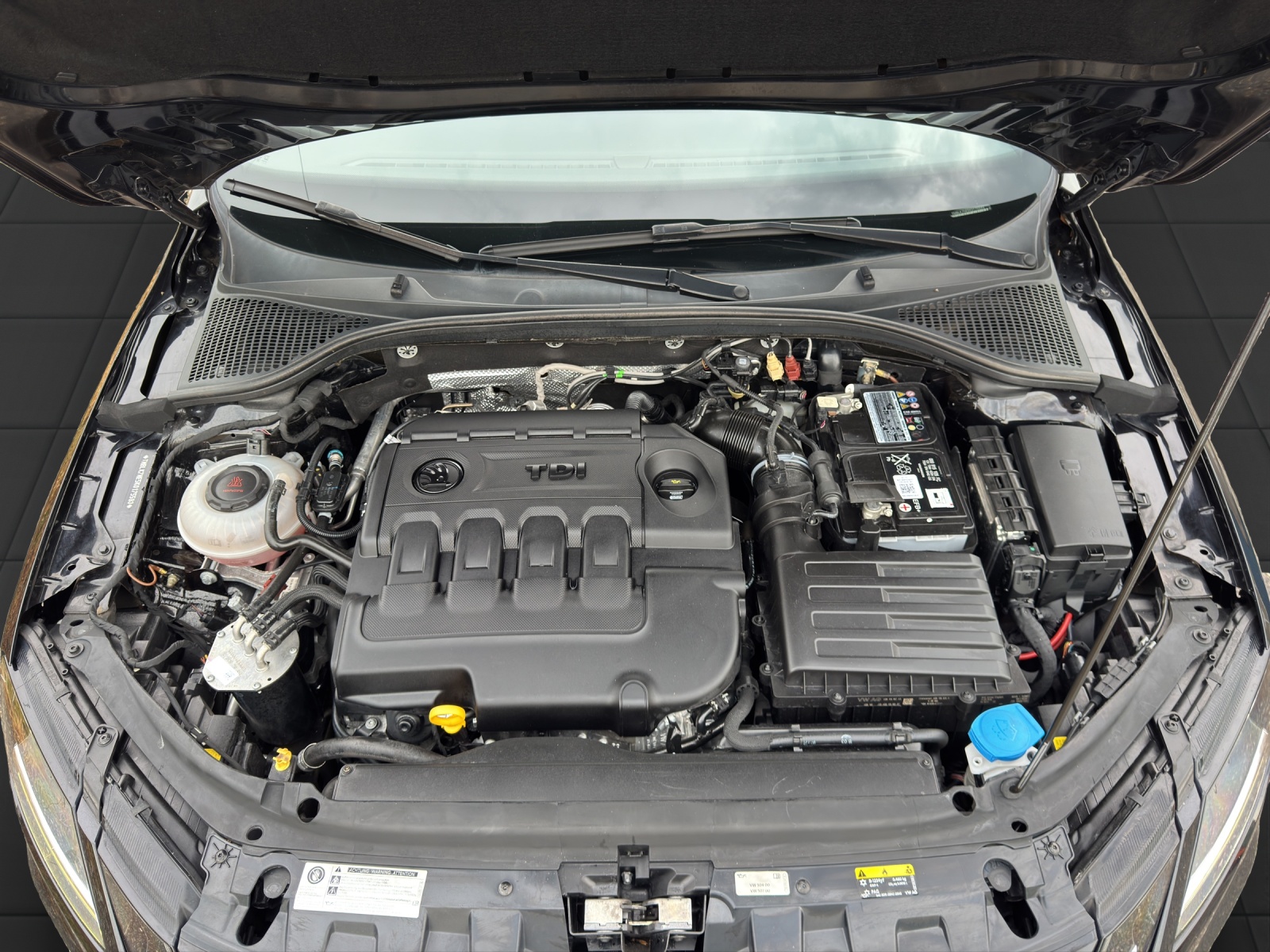 SKODA Octavia Combi 2.0 TDI RS 4x4 DSG-image-20