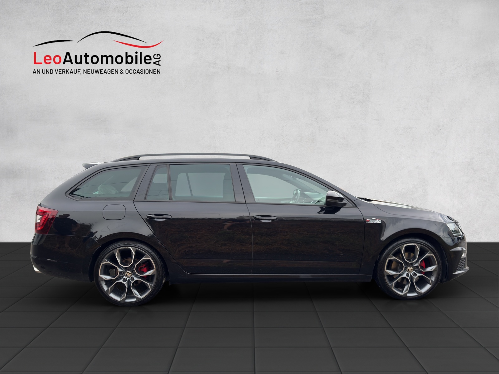 SKODA Octavia Combi 2.0 TDI RS 4x4 DSG-image-5