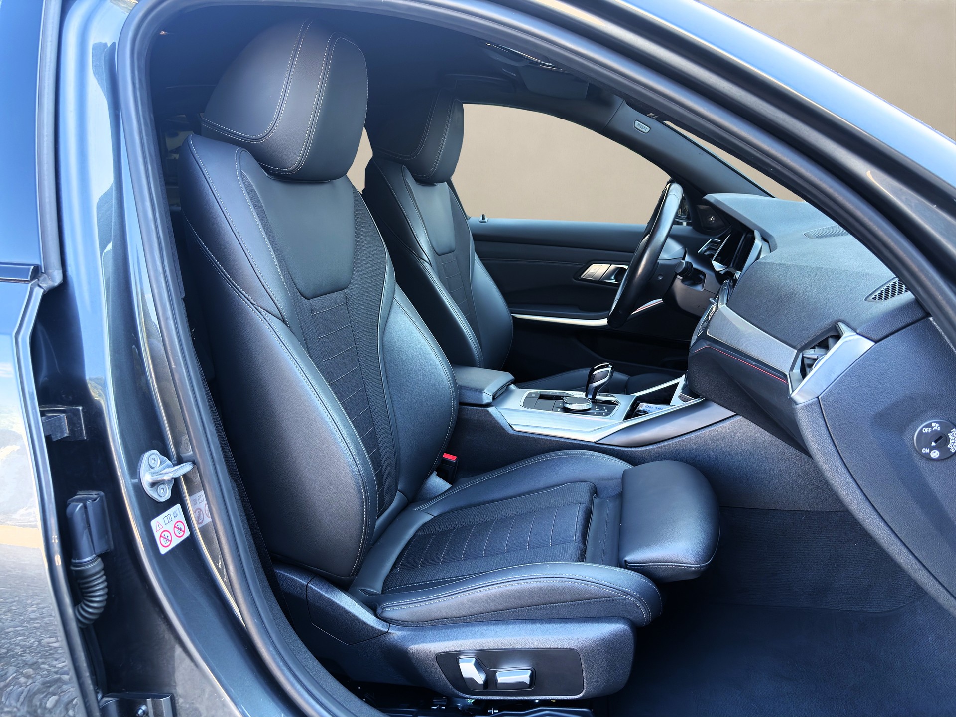 BMW 318d 48V Touring Steptronic ❗M-Sport❗ ✅CH-Fahrzeug & TOP-AUSSTATTUNG✅-image-9