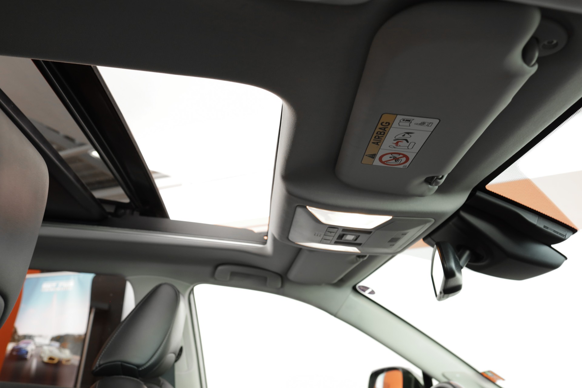 TOYOTA RAV-4 2.5 HSD Premium e-CVT 4WD-image-10