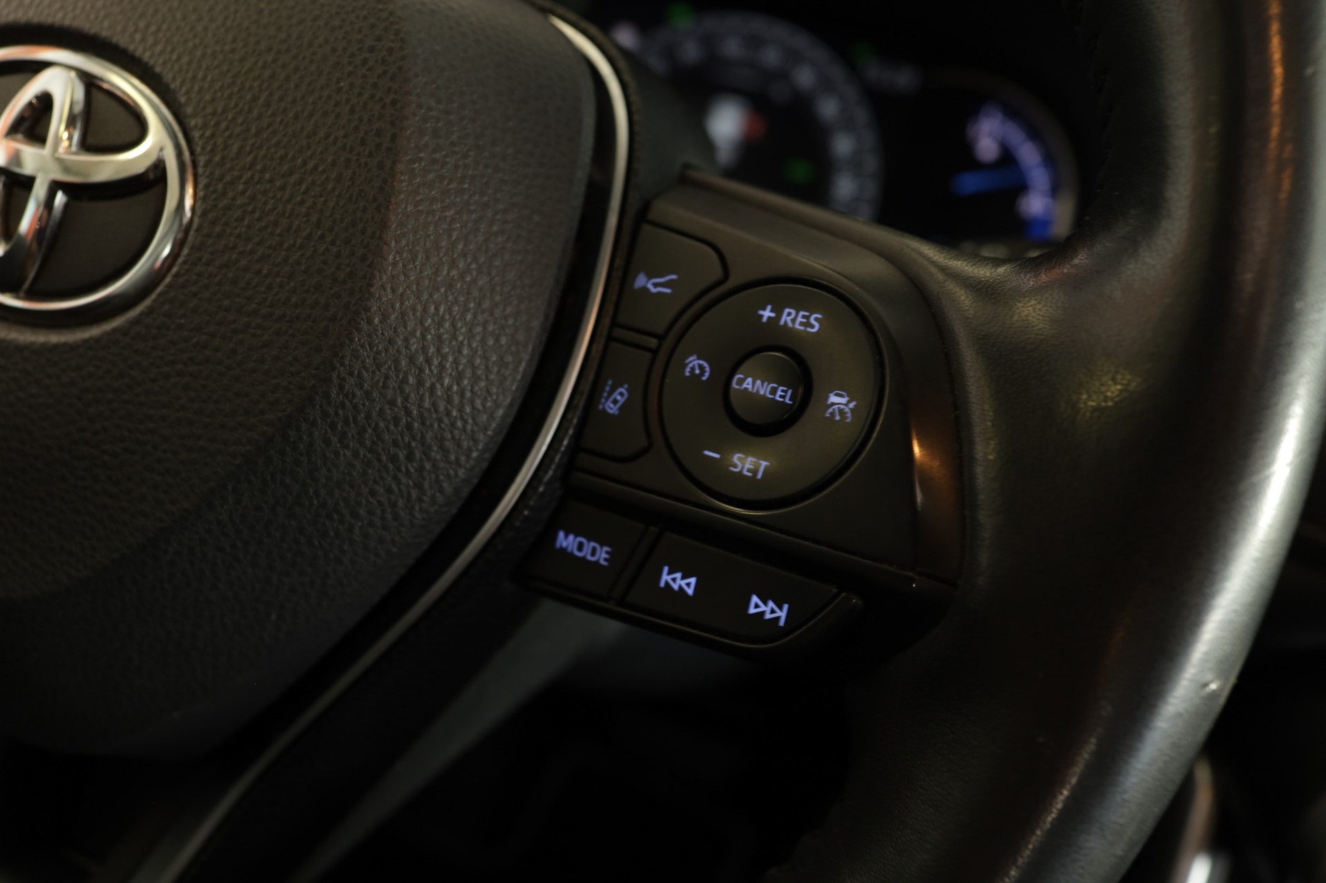 TOYOTA RAV-4 2.5 HSD Premium e-CVT 4WD-image-14