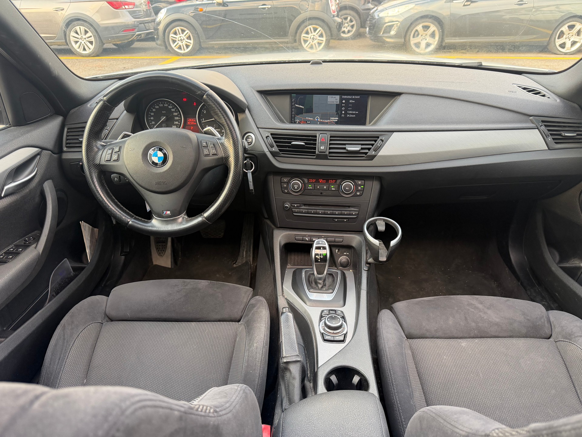 BMW X1 xDrive 28i Steptronic M paket-image-10