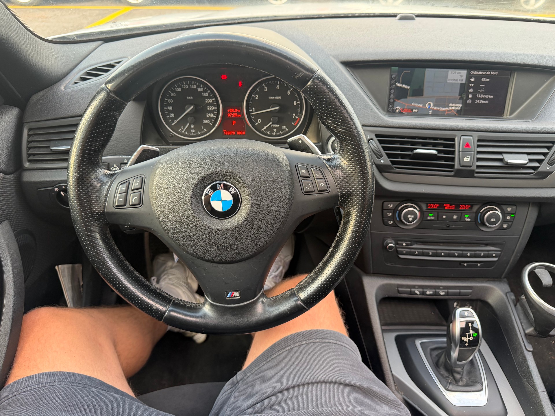 BMW X1 xDrive 28i Steptronic M paket-image-12