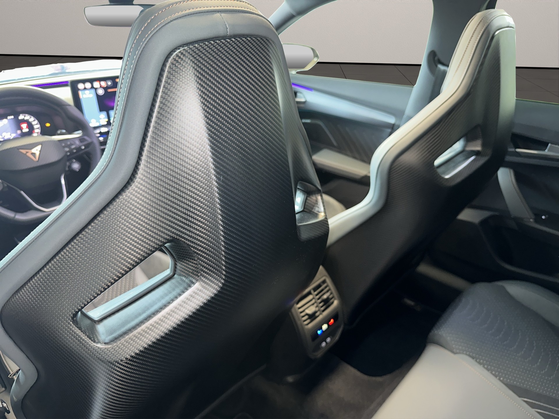 CUPRA Formentor 2.0TSI Extreme 4Drive DSG-image-10