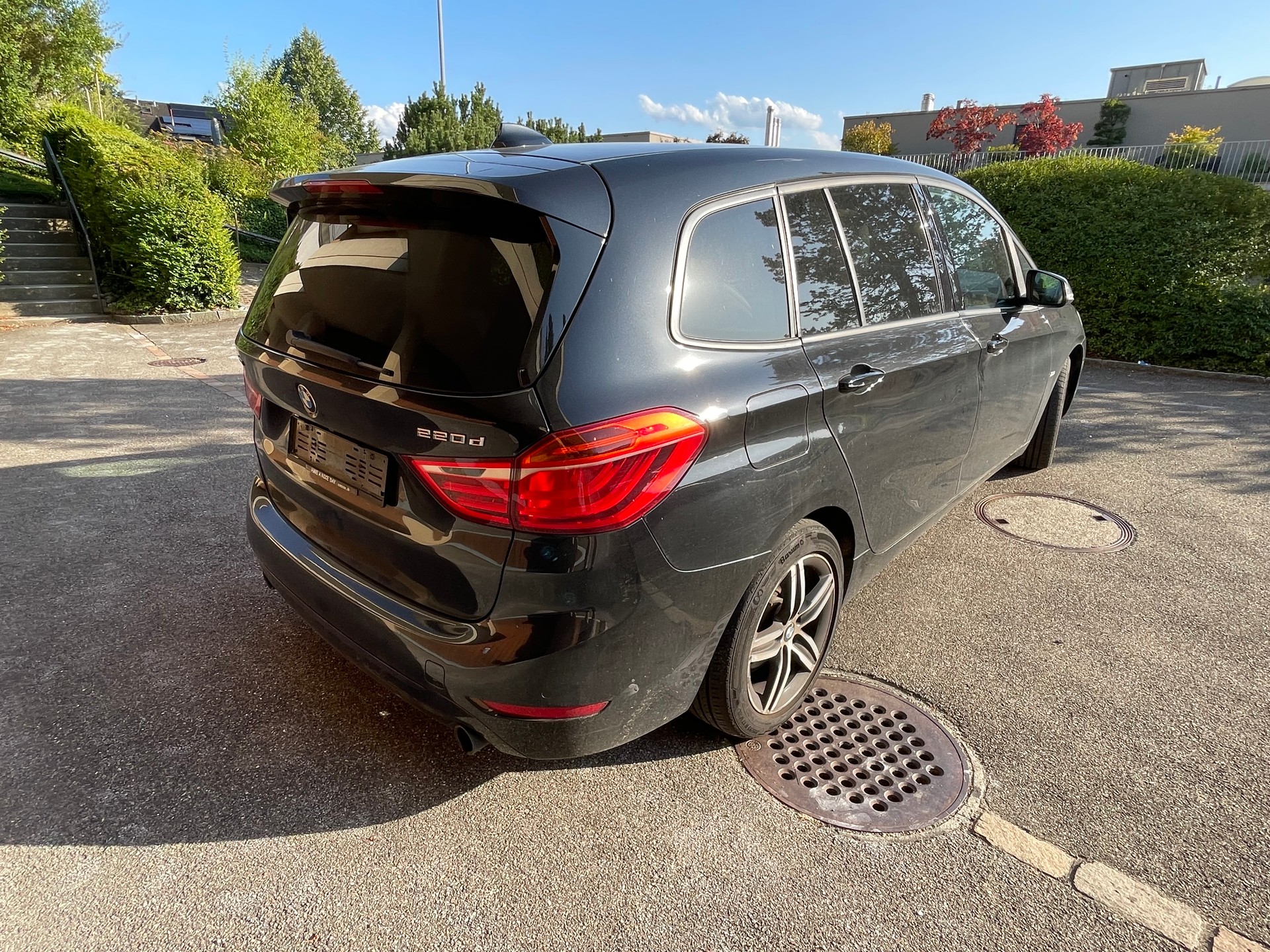 BMW 220d xDrive Gran Tourer Sport Line Steptronic-image-3
