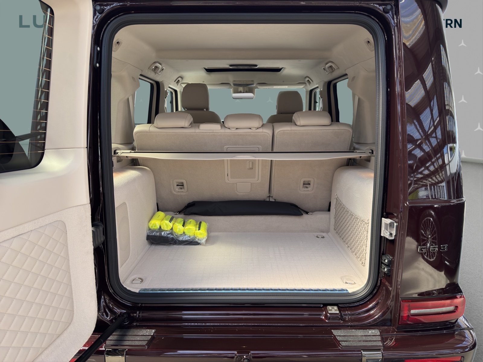 MERCEDES-BENZ G 63 AMG 9G-Tronic-image-14