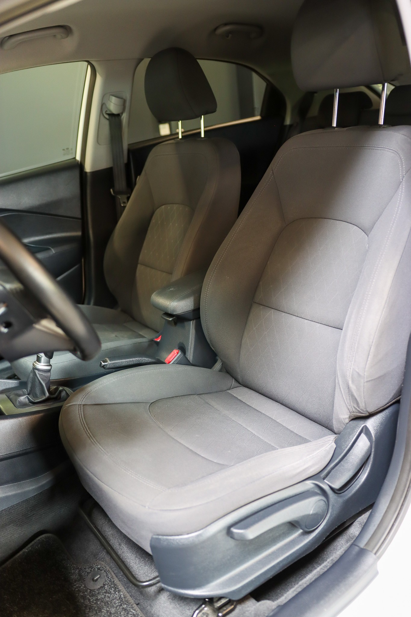 KIA Rio 1.4 CVVT Style-image-12