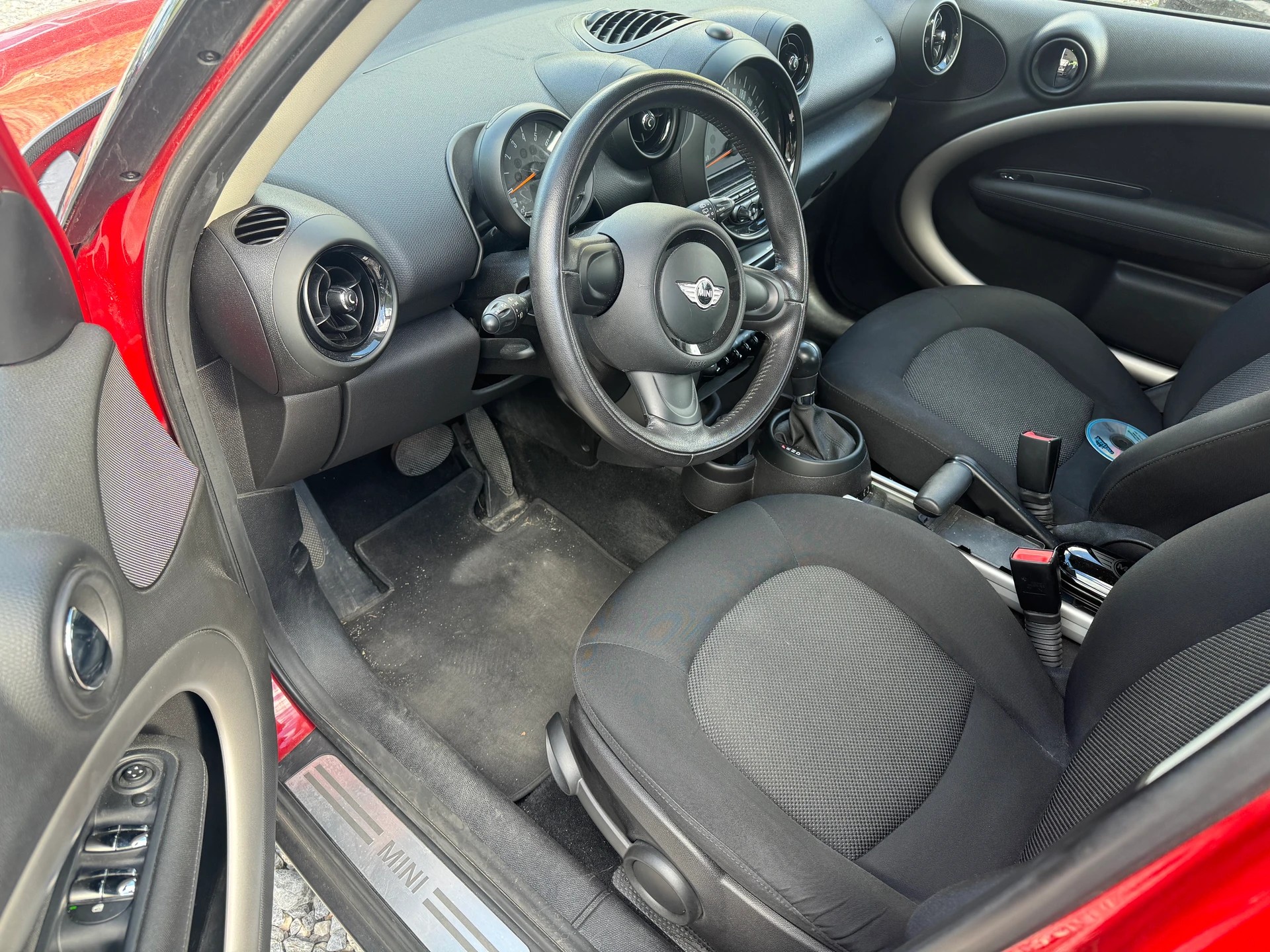 MINI Countryman Cooper ALL4 Steptronic-image-2