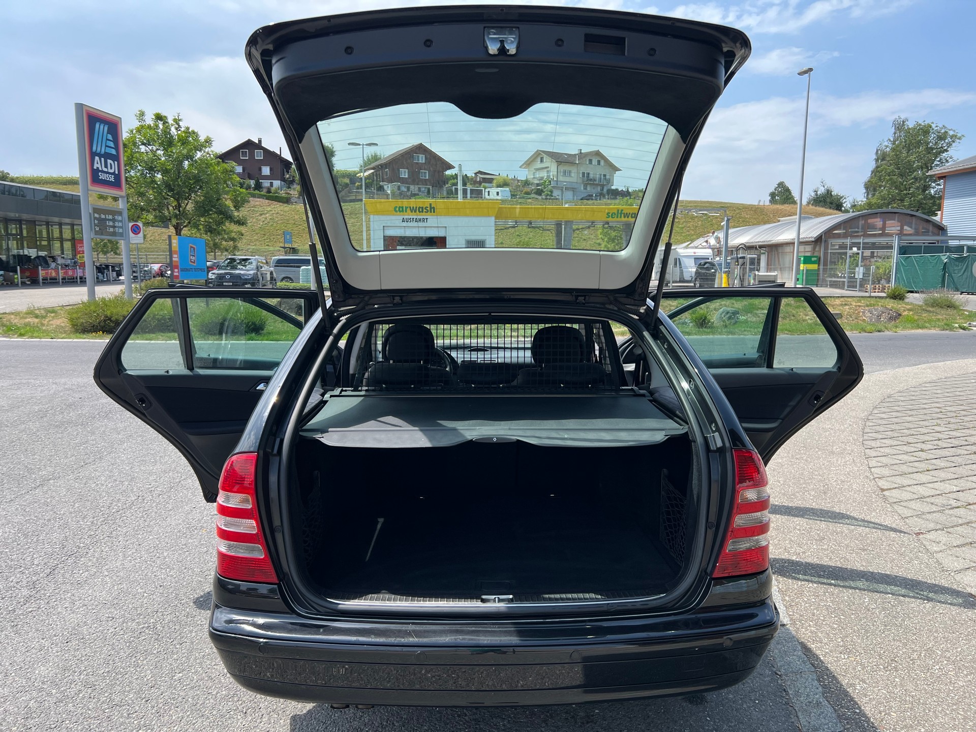 MERCEDES-BENZ C 180 Kompressor Classic-image-7