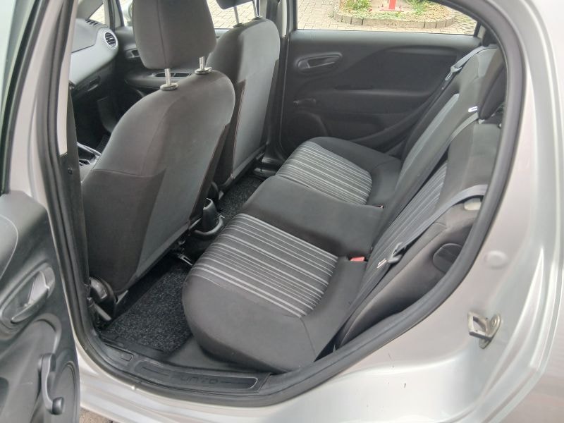 FIAT Punto 1.4 Dynamic-image-5