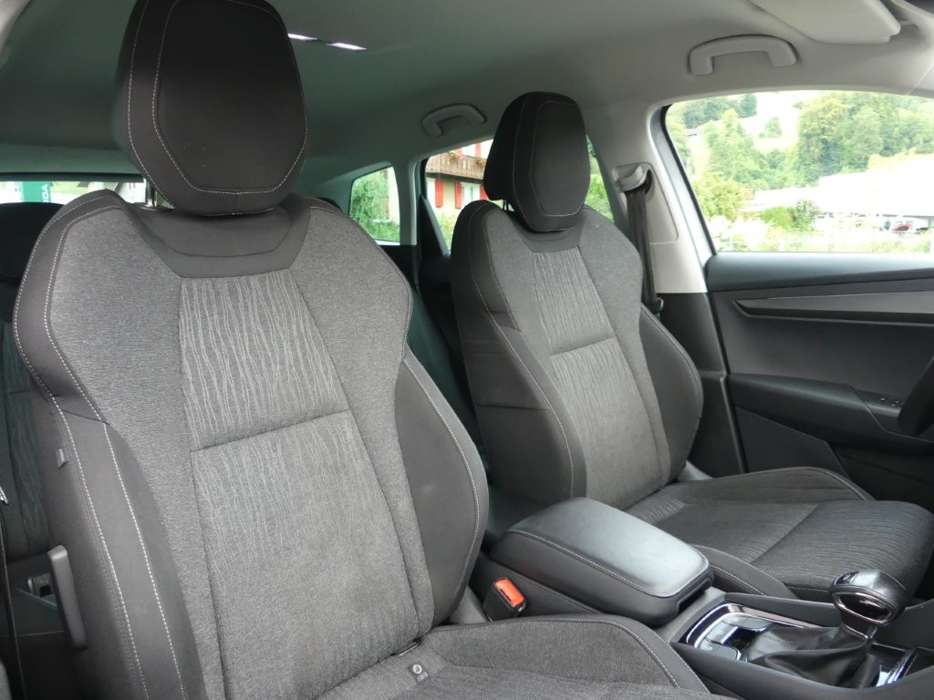 SKODA Karoq 1.5 TSI ACT Style DSG-image-10