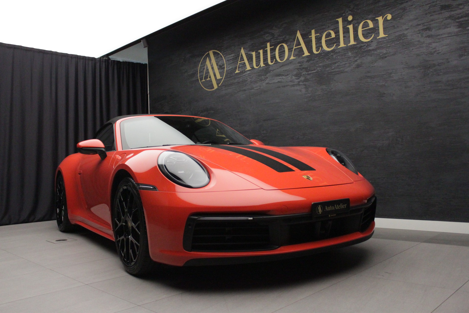 PORSCHE 911 Carrera 4S Cabriolet PDK-showroom-element-2