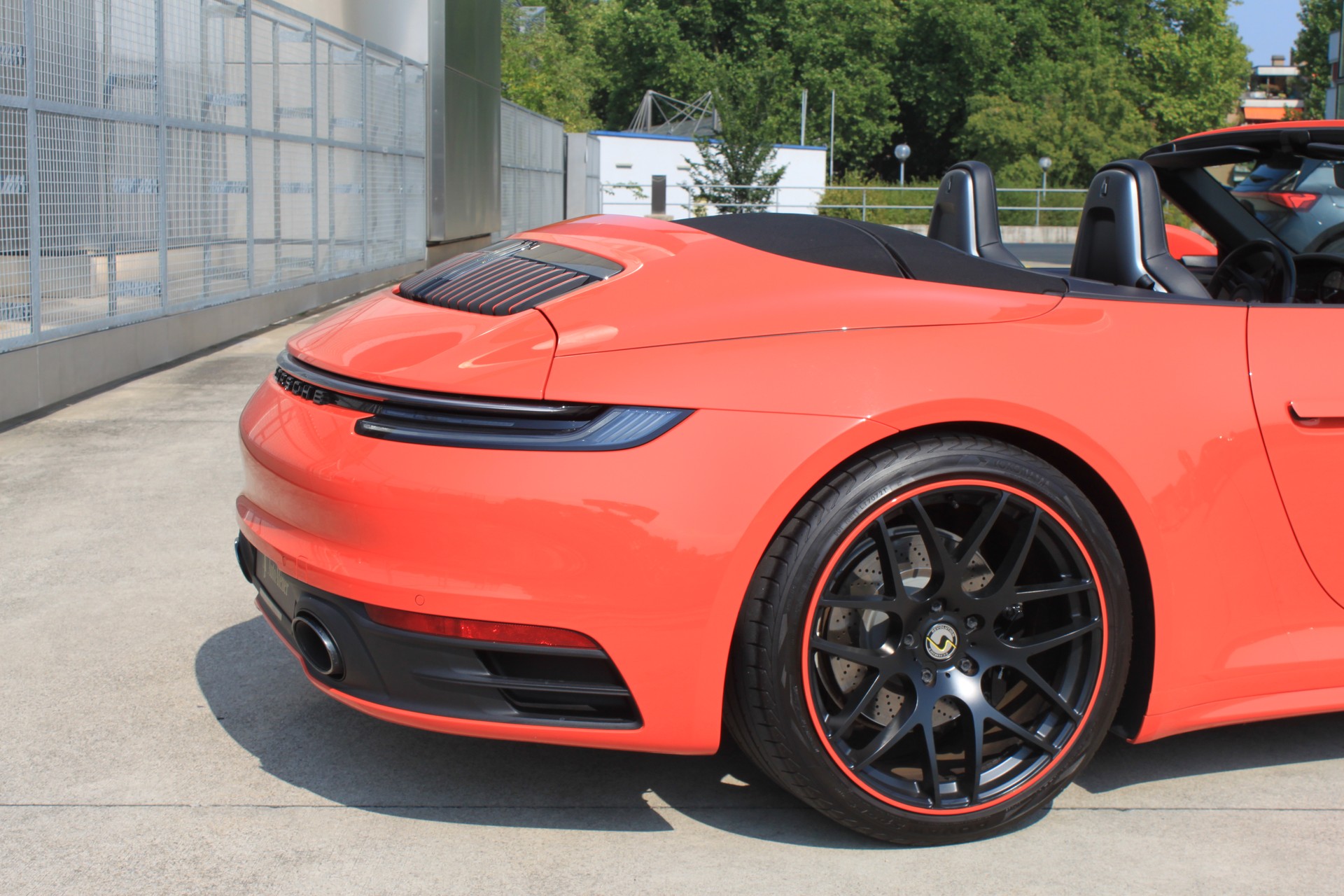 PORSCHE 911 Carrera 4S Cabriolet PDK-image-9