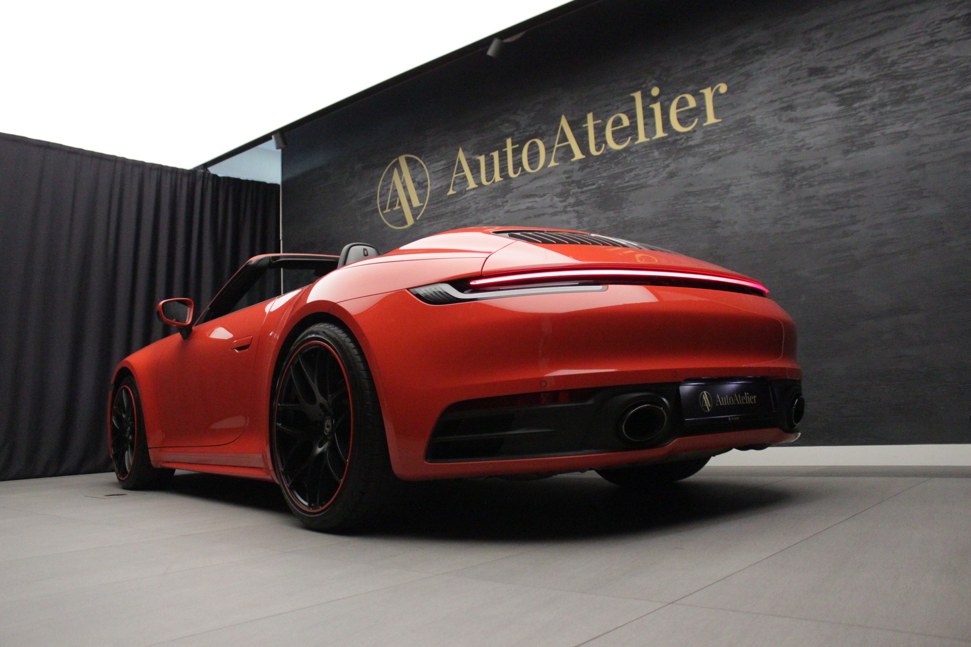 PORSCHE 911 Carrera 4S Cabriolet PDK-image-14