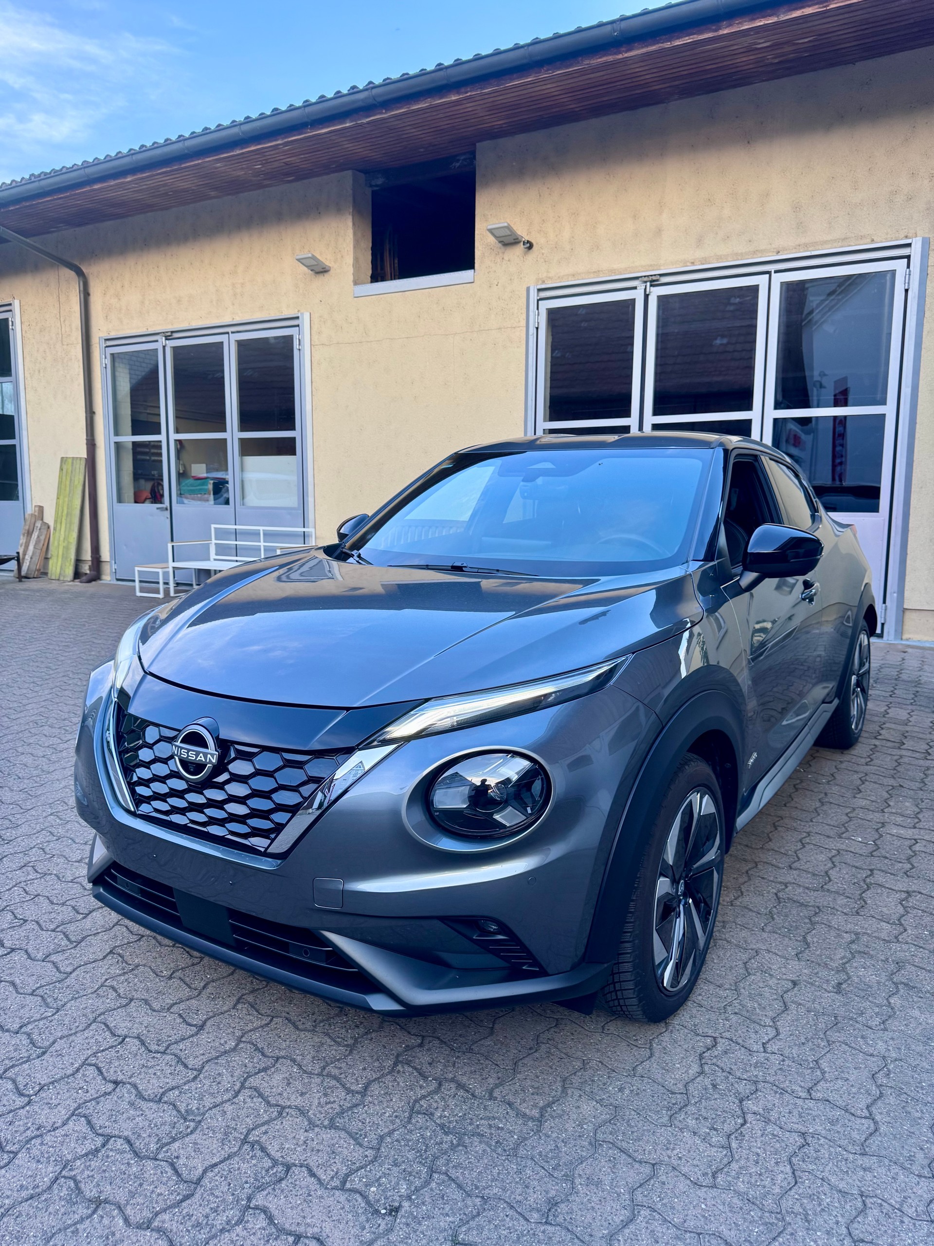 NISSAN Juke 1.6 FHEV Tekna-image-2
