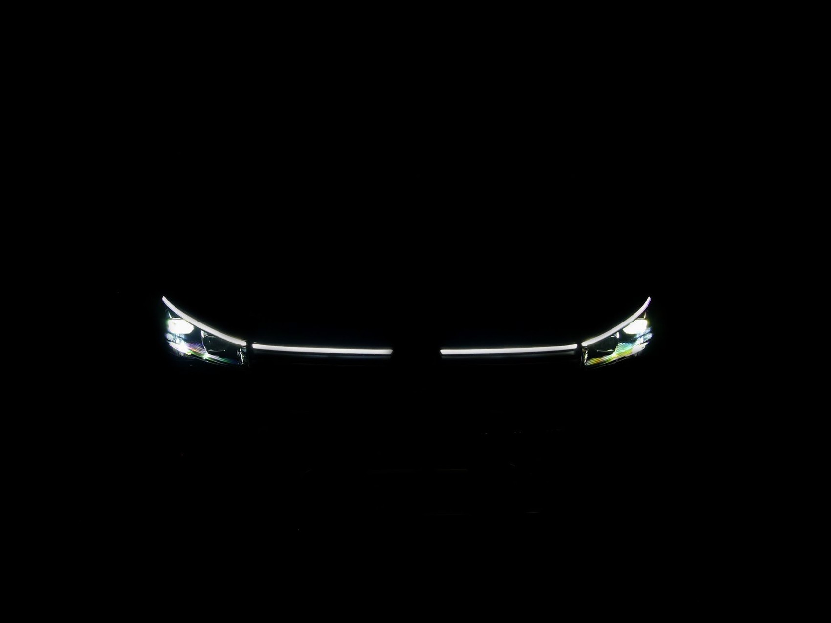 VW Tiguan 2.0 TSI R-Line 4motion-image-8