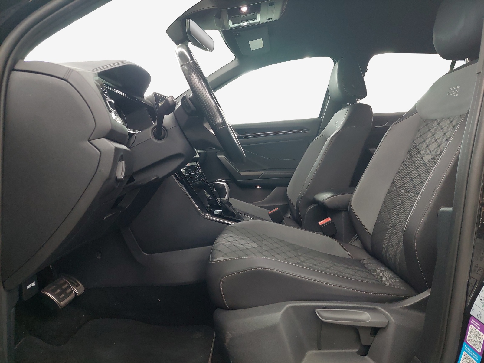 VW T-Roc 1.5 TSI EVO R-Line DSG-image-7