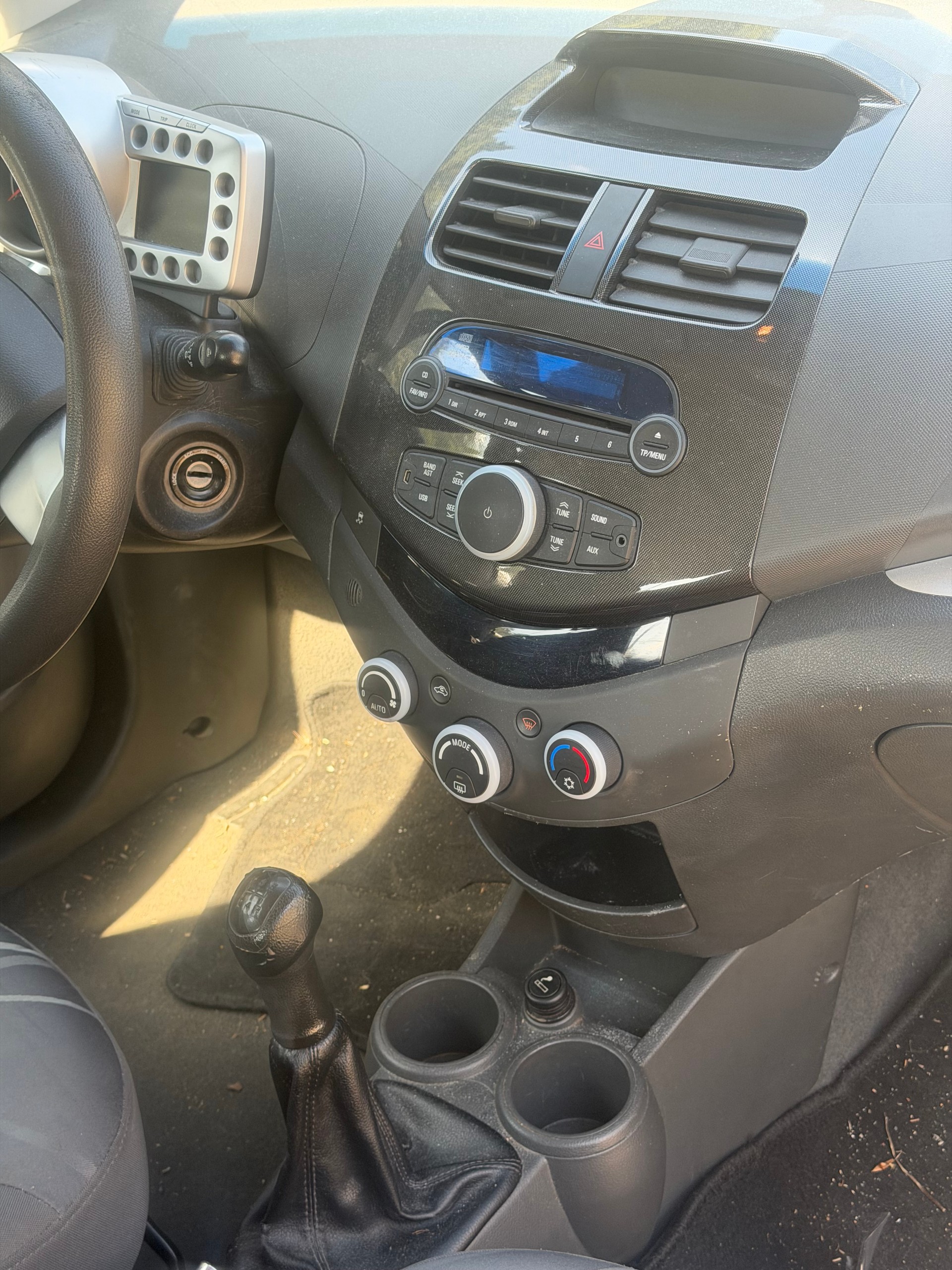 CHEVROLET Spark 1.2 LS-image-8