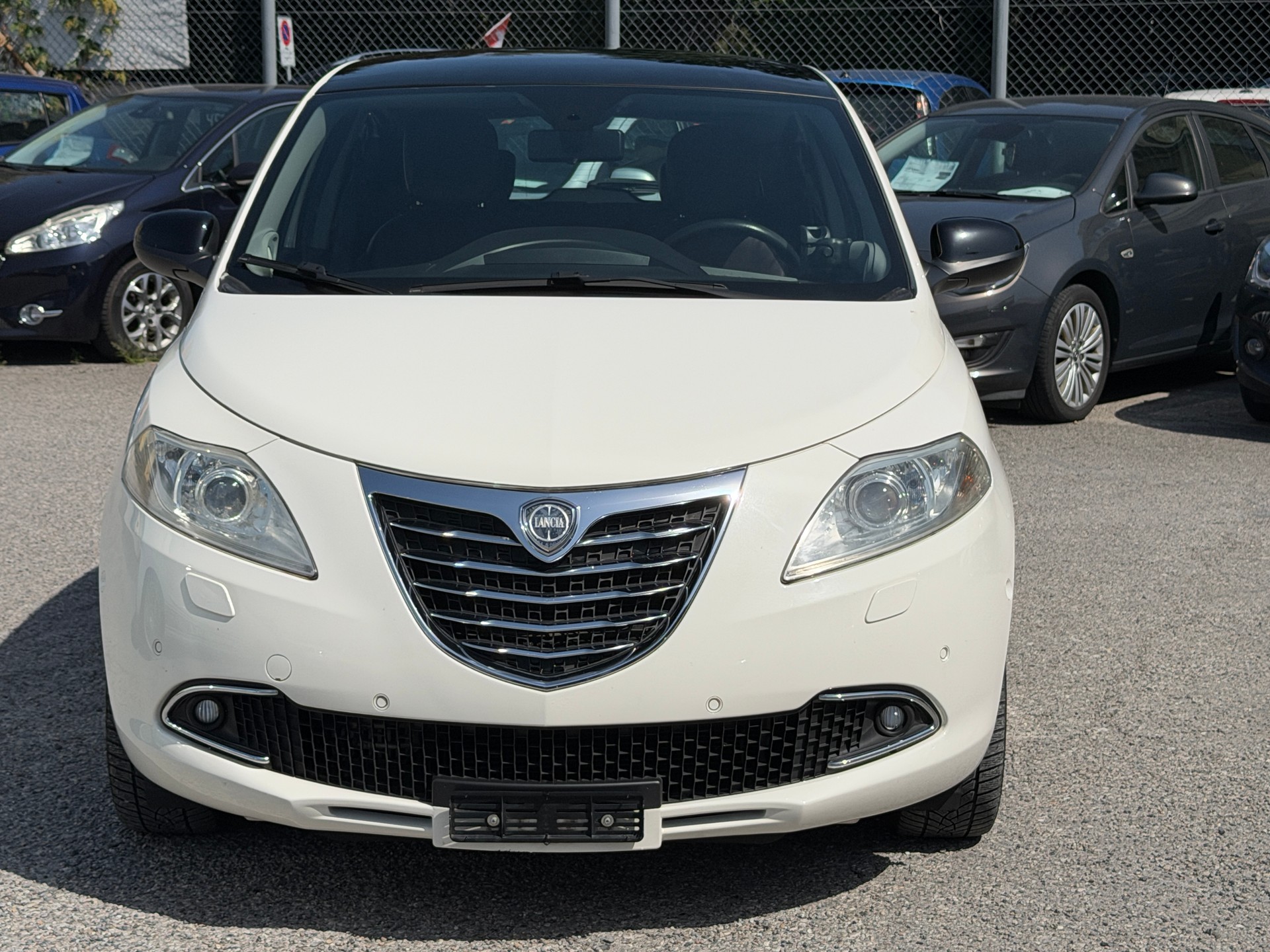 LANCIA Ypsilon 0.9 TwinAir Gold DFN-image-0