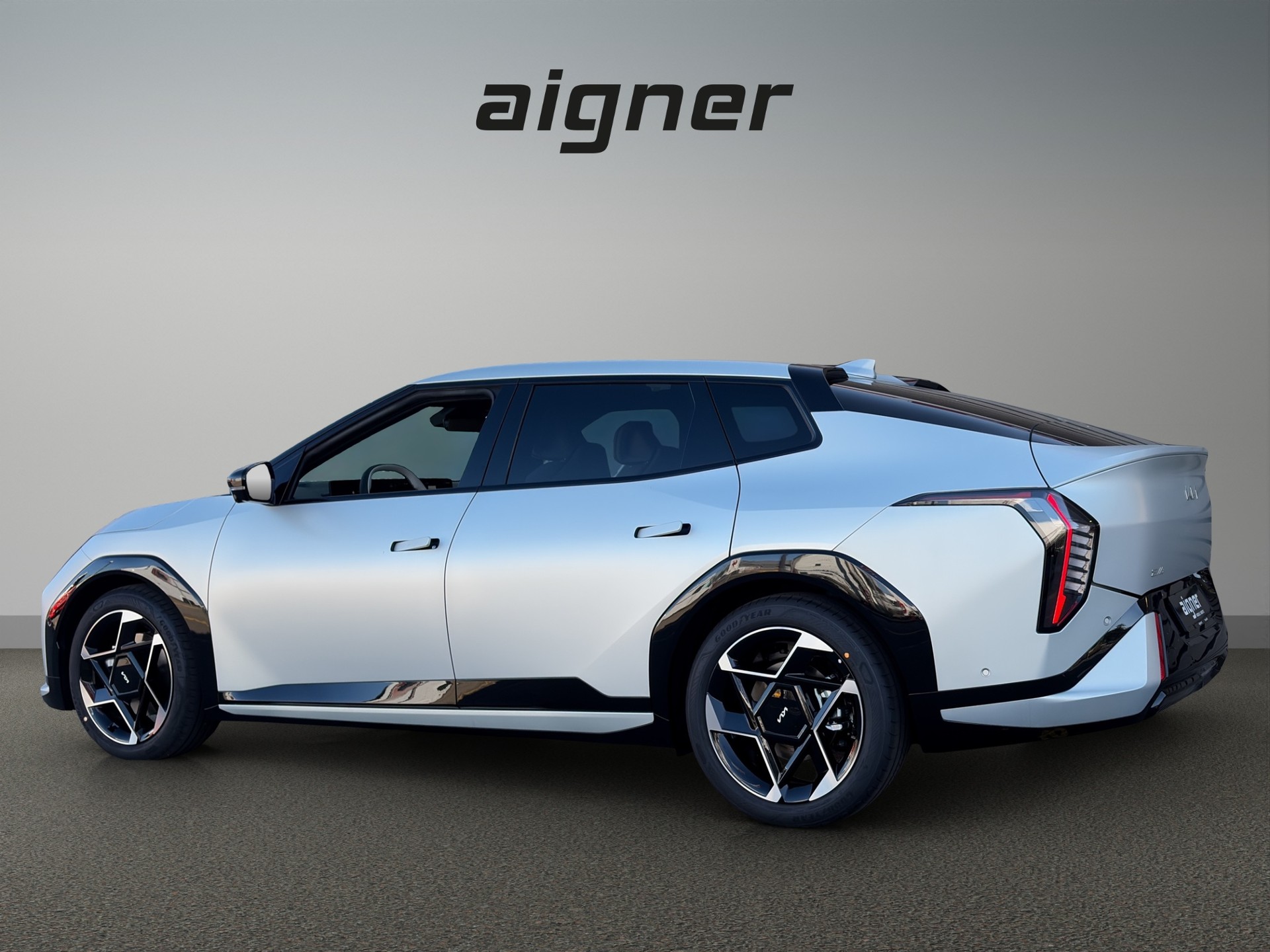 KIA EV4 Fastback 81 kWh GT-Line-image-2