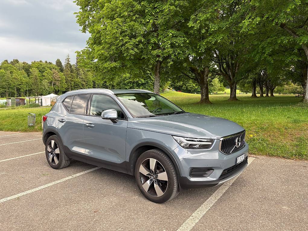 VOLVO XC40-image-0