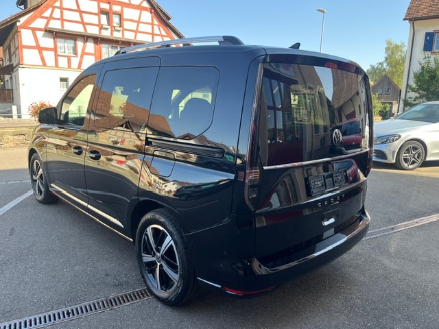 VW Caddy 2.0 TDI DSG-image-3
