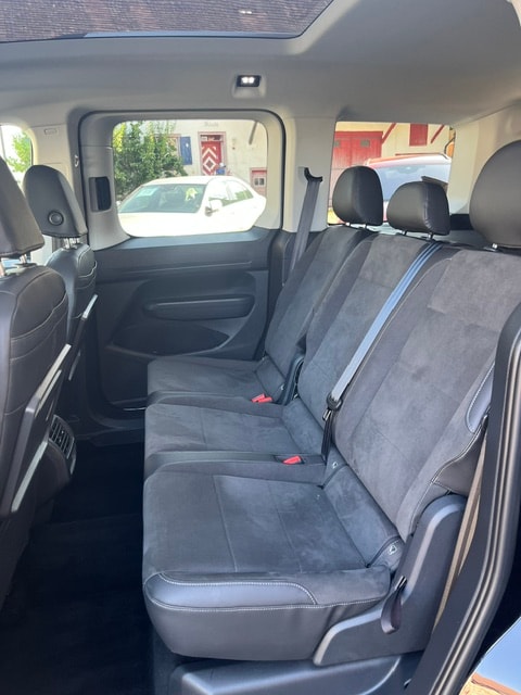VW Caddy 2.0 TDI DSG-image-5