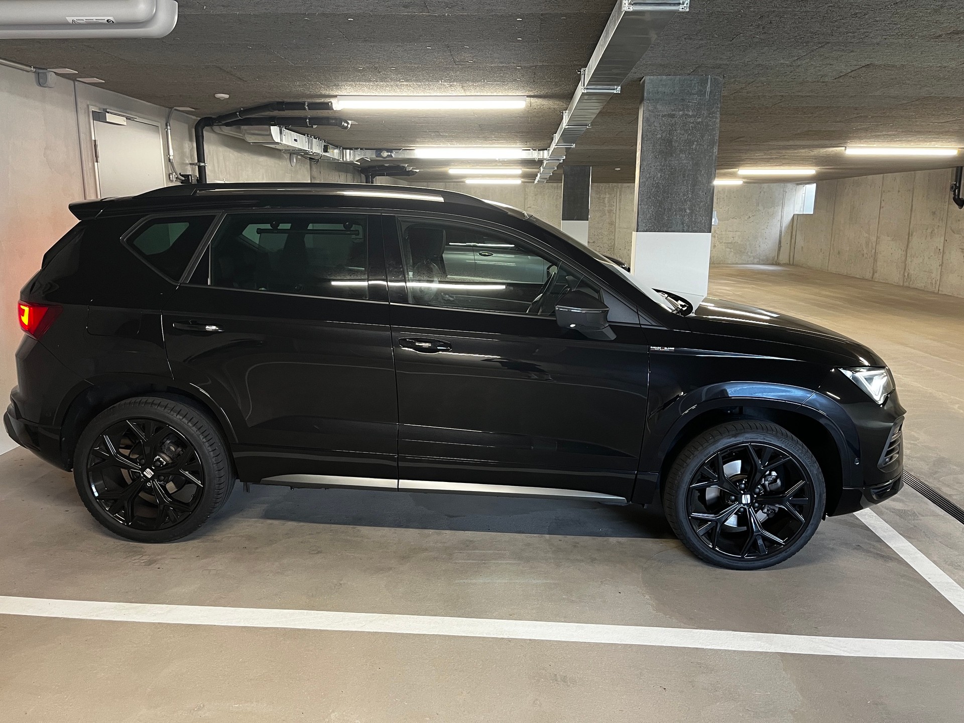 SEAT 1.5 TSI Hola FR DSG-image-2