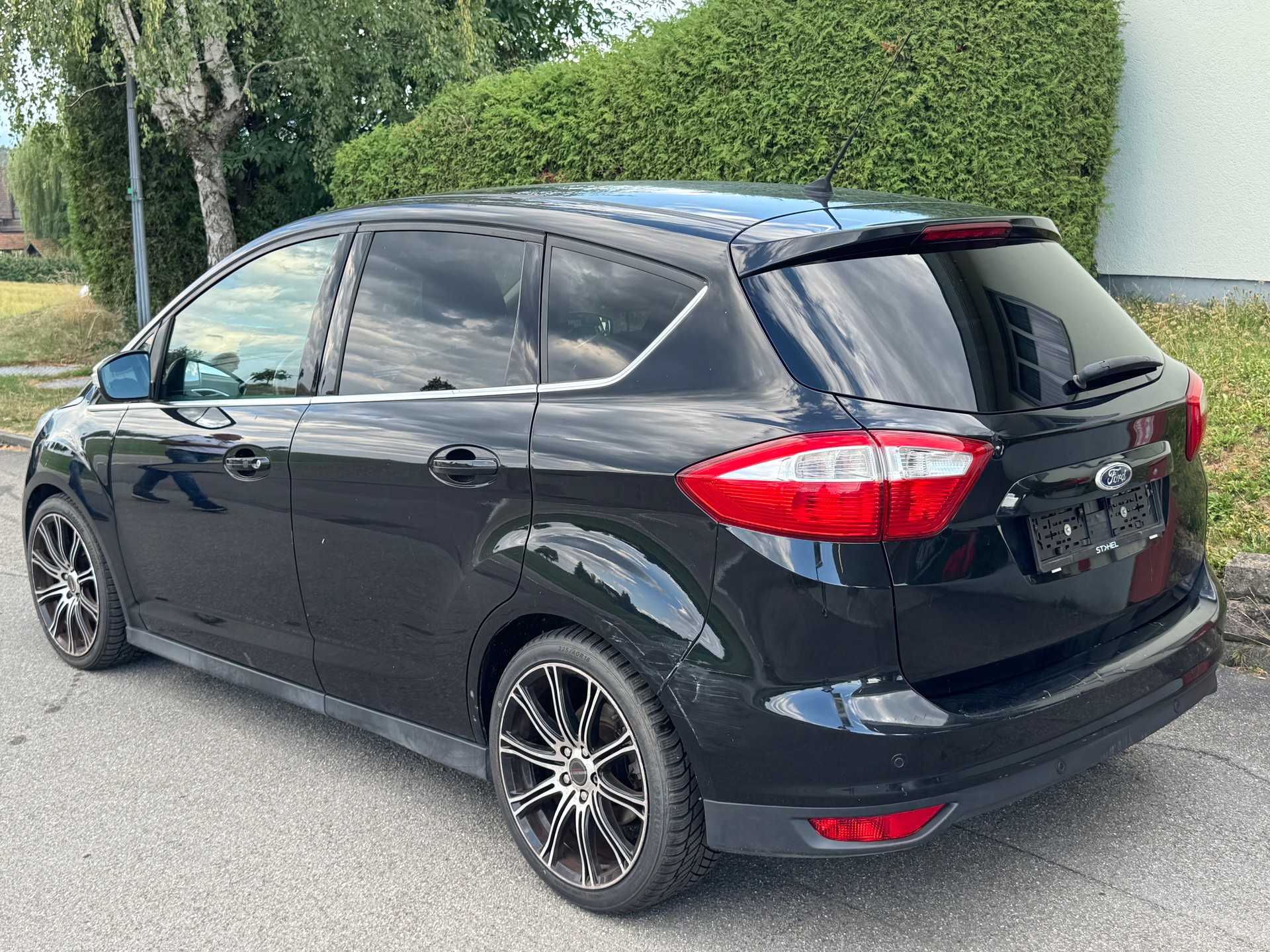 FORD C-Max 2.0 TDCi Titanium-image-3