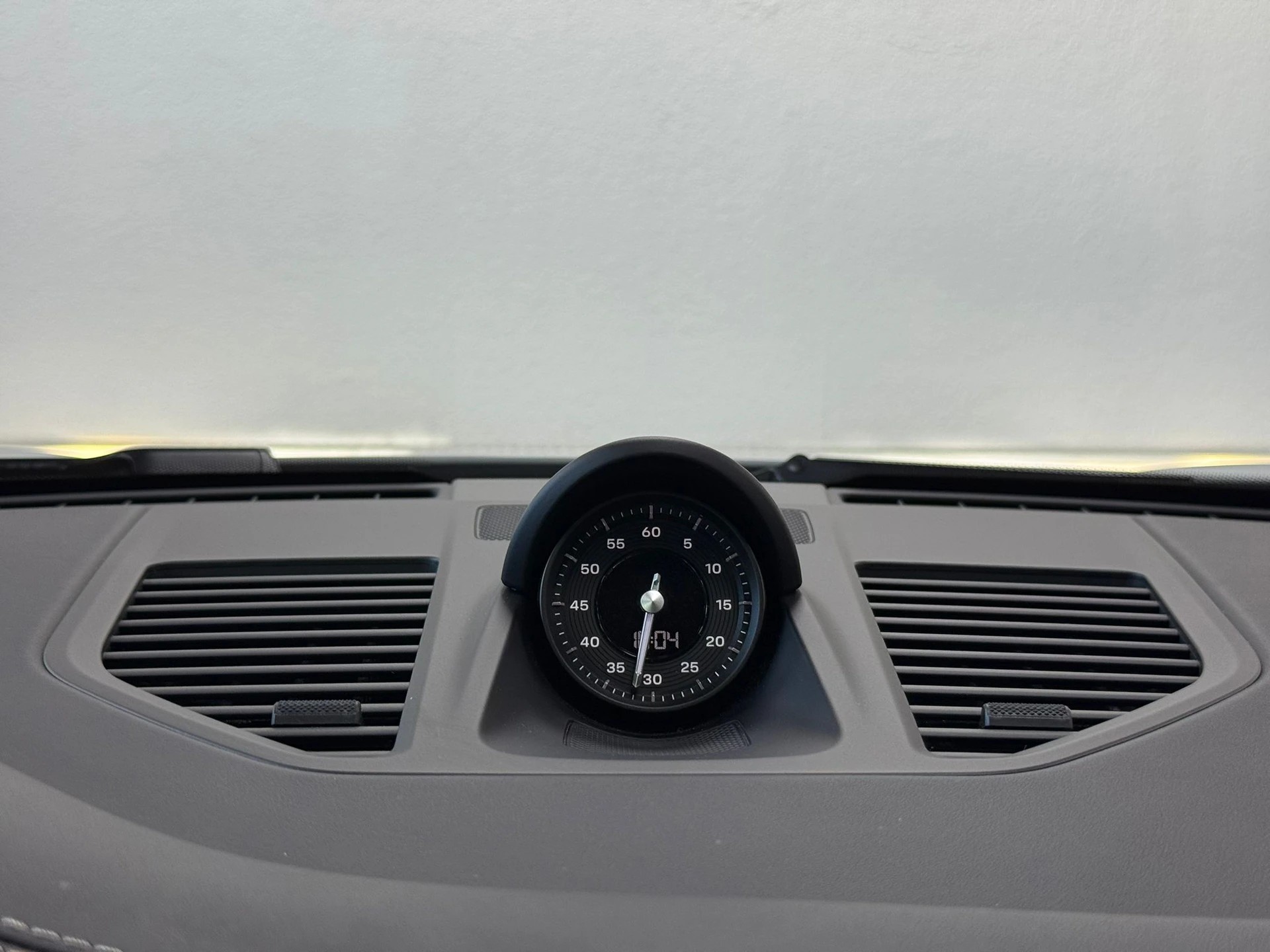 PORSCHE 911 Carrera GTS PDK-image-29