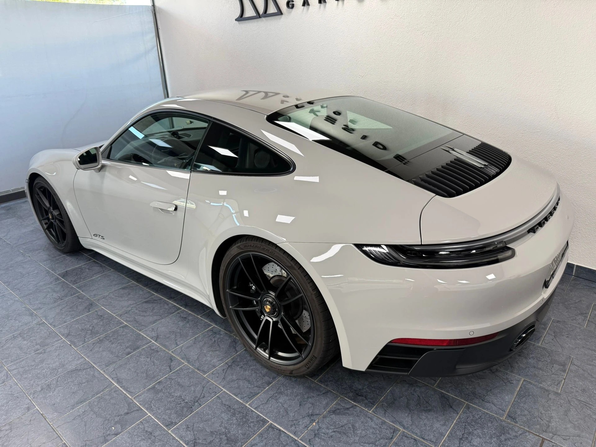 PORSCHE 911 Carrera GTS PDK-image-5