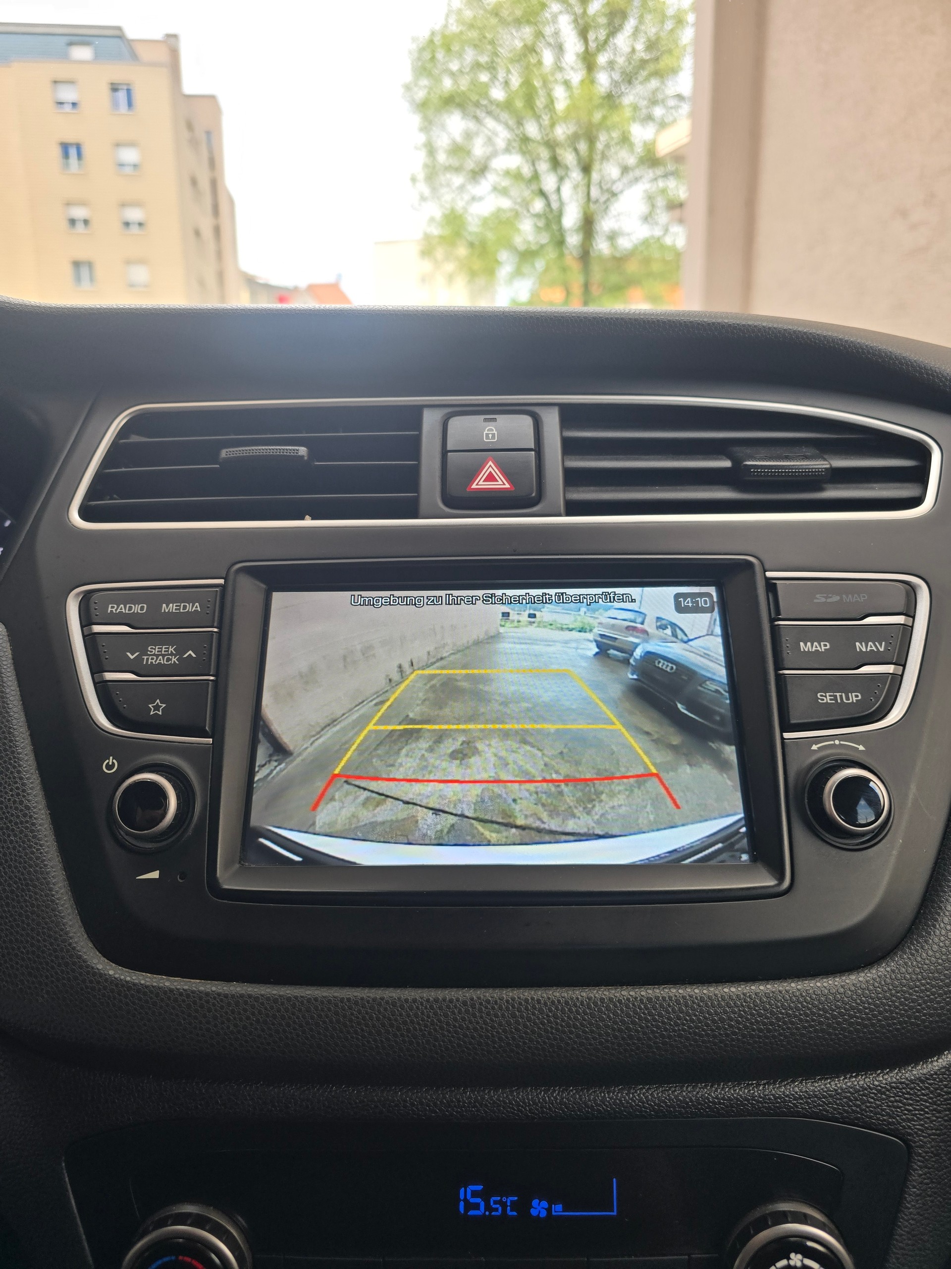 HYUNDAI i20 1.0 T-GDi Amplia DCT-image-8