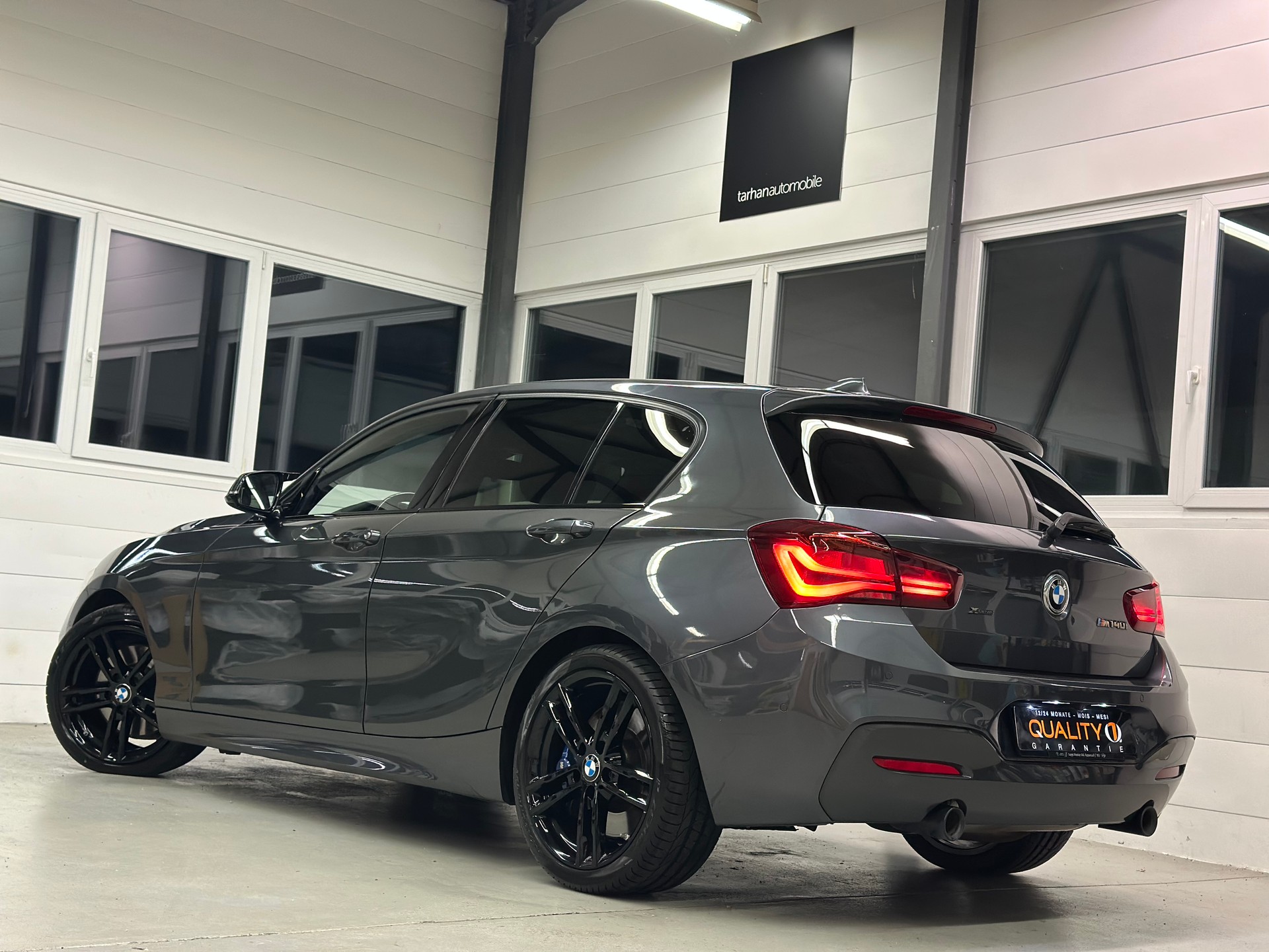 BMW M140i xDrive Steptronic-image-1
