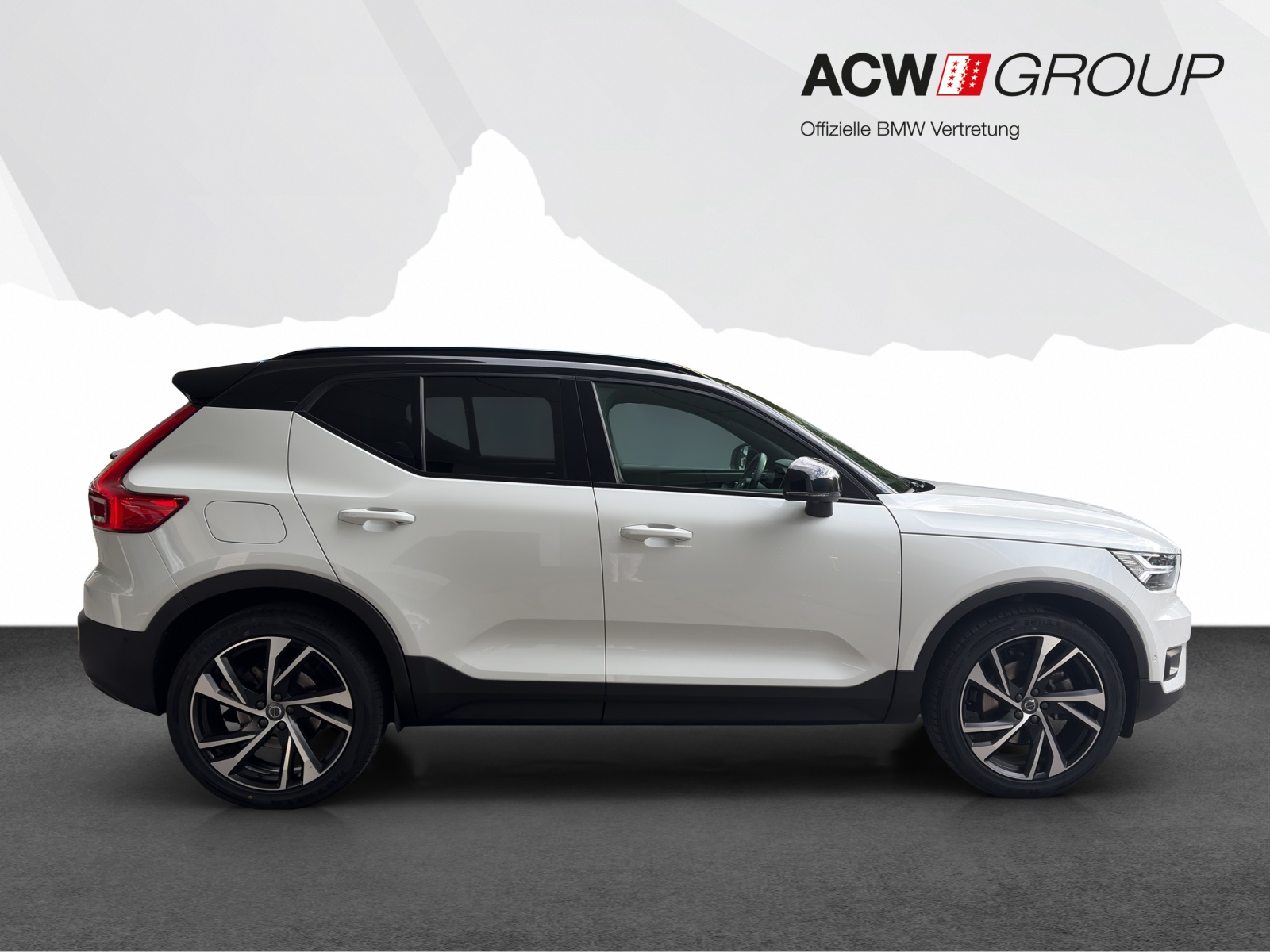VOLVO XC40 2.0 B5 MH R-Design AWD-image-5
