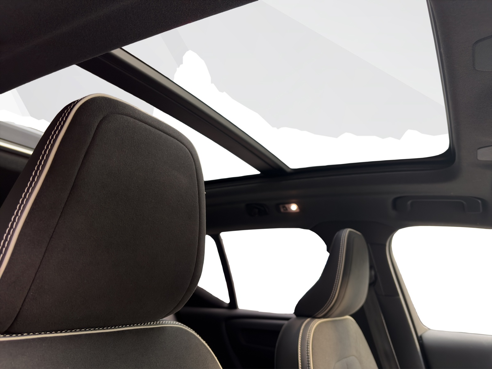 VOLVO XC40 2.0 B5 MH R-Design AWD-image-15
