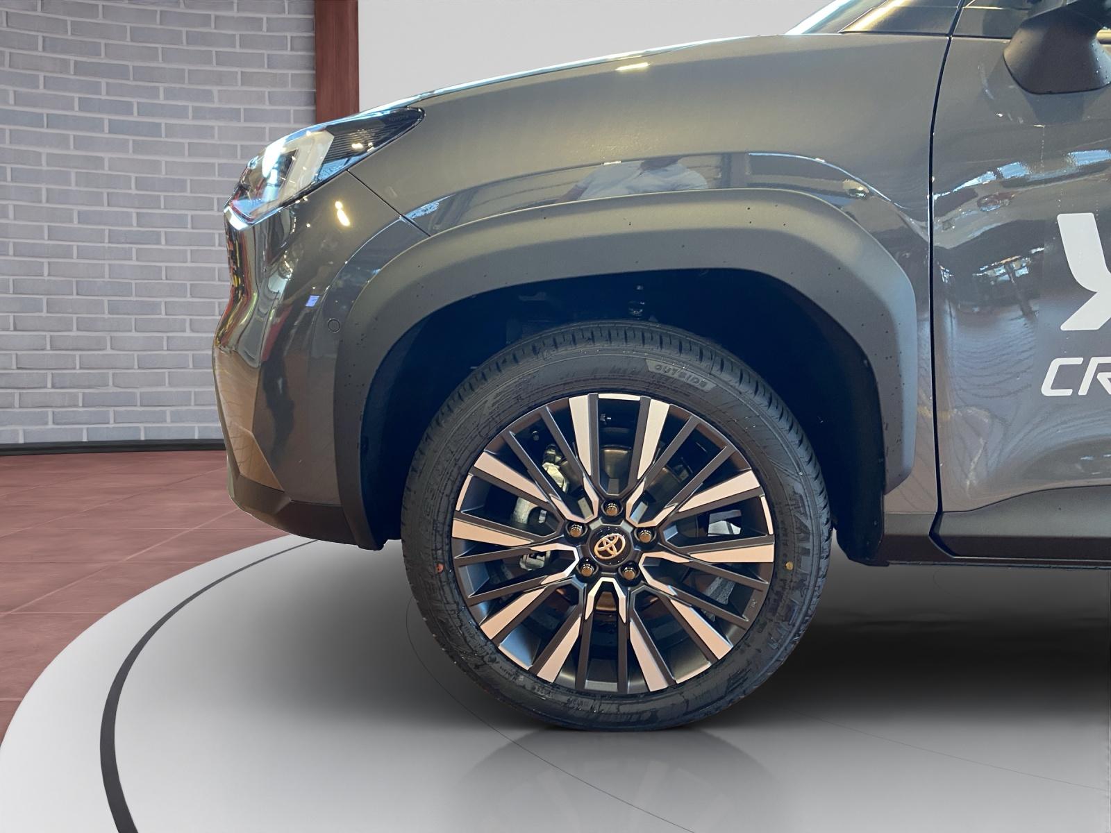 TOYOTA Yaris Cross 1.5 VVT-i HSD Premium AWD-i-image-9