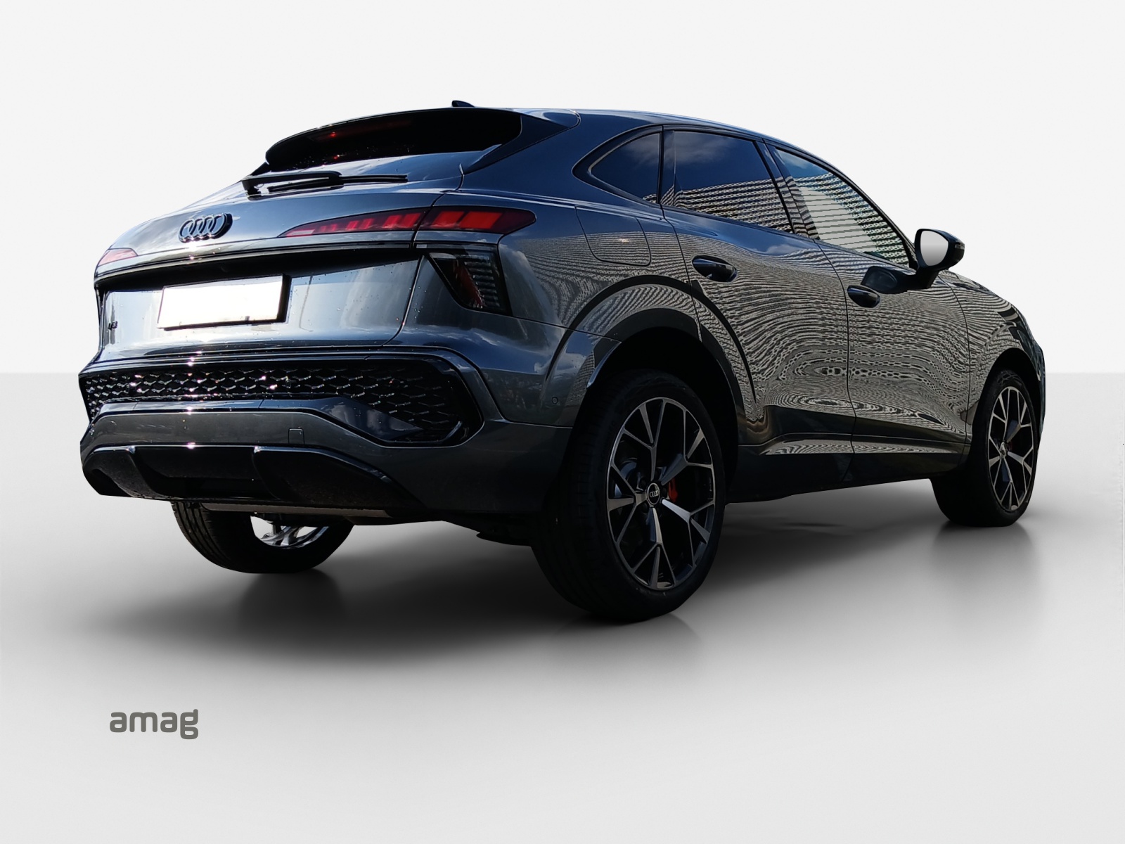 AUDI Q3 Sportback e-hybrid 200 kW S tronig-image-4