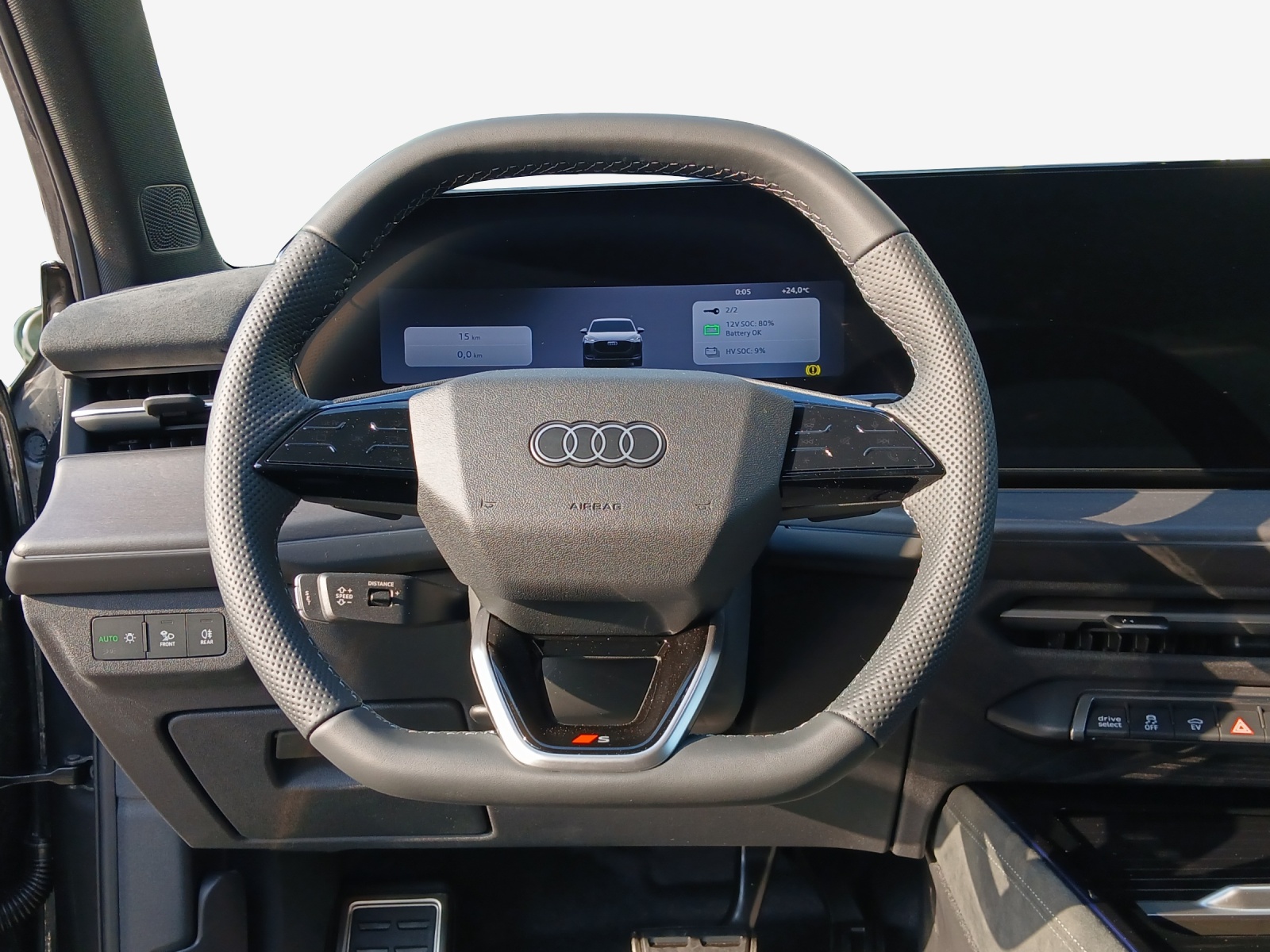 AUDI Q3 Sportback e-hybrid 200 kW S tronig-image-9