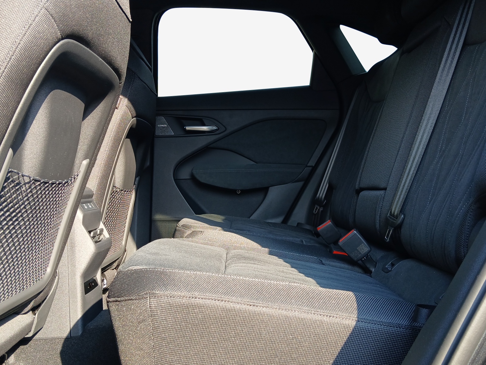 AUDI Q3 Sportback e-hybrid 200 kW S tronig-image-11