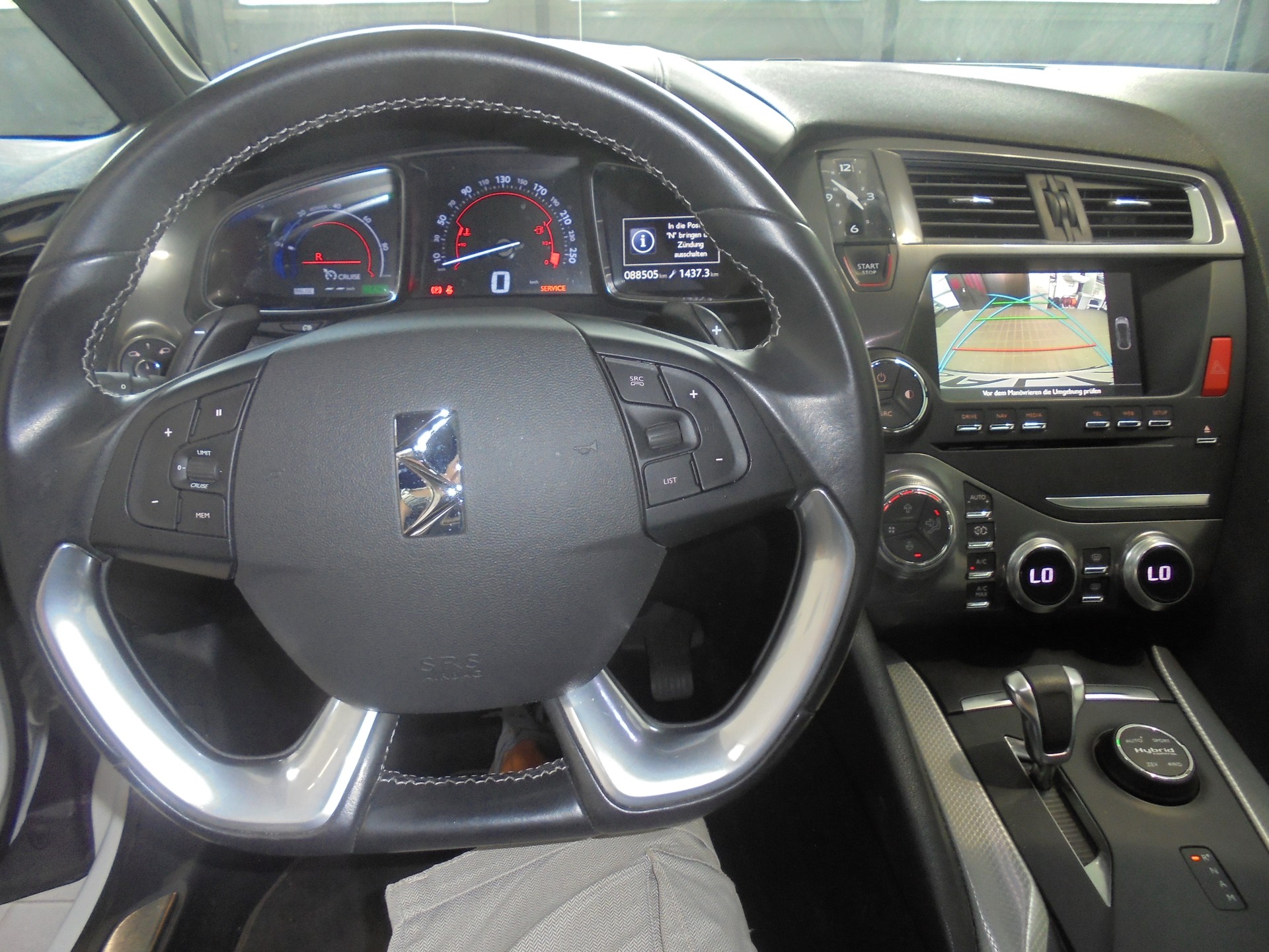 DS AUTOMOBILES DS 5 HYbrid4 200 SO Chic EGS6-image-5