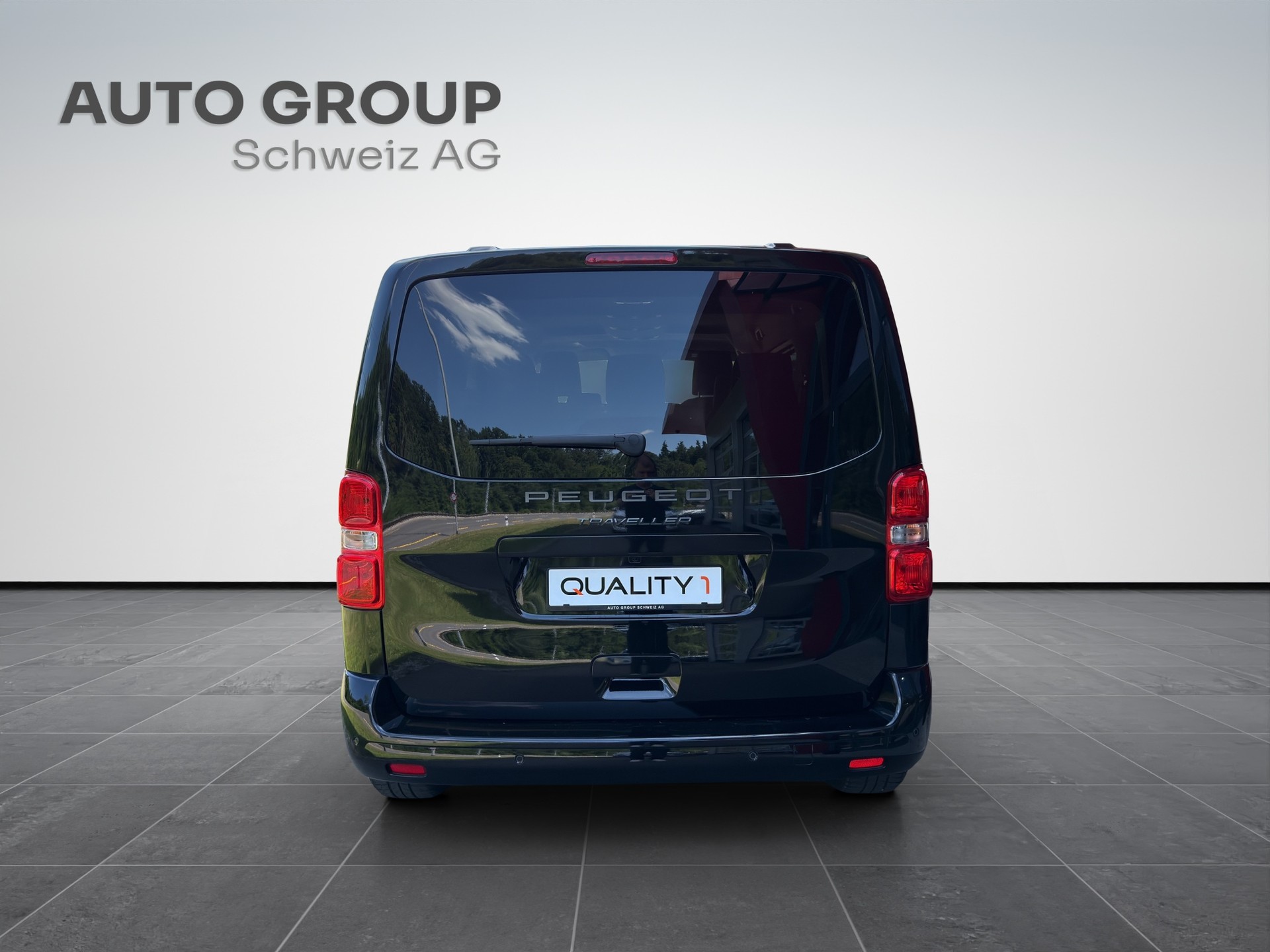 PEUGEOT Traveller 2.2 BlueHDi Business VIP Standard EAT8-image-4