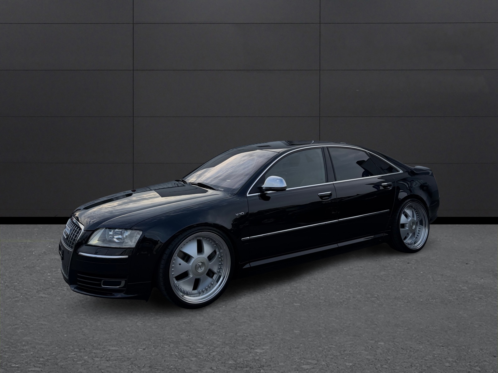 AUDI S8 5.2 V10 Quattro Tiptronic-image-2