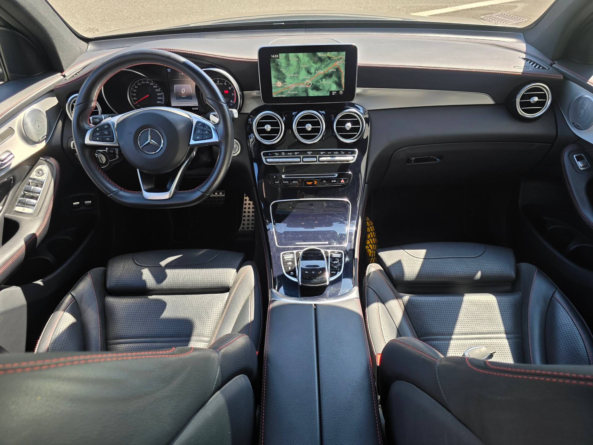 MERCEDES-BENZ GLC 43 AMG 4Matic 9G-Tronic-image-12
