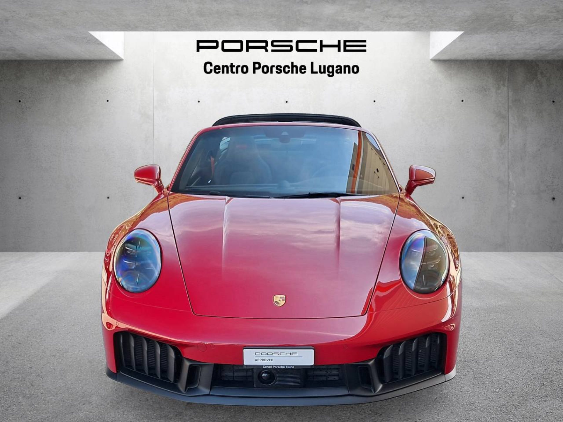 PORSCHE 911 Targa 4 GTS-image-9
