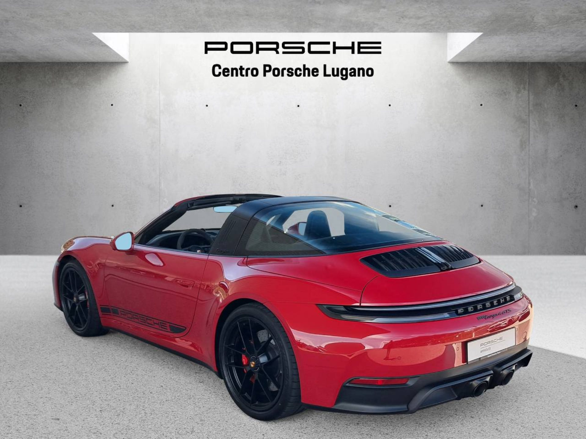 PORSCHE 911 Targa 4 GTS-image-6