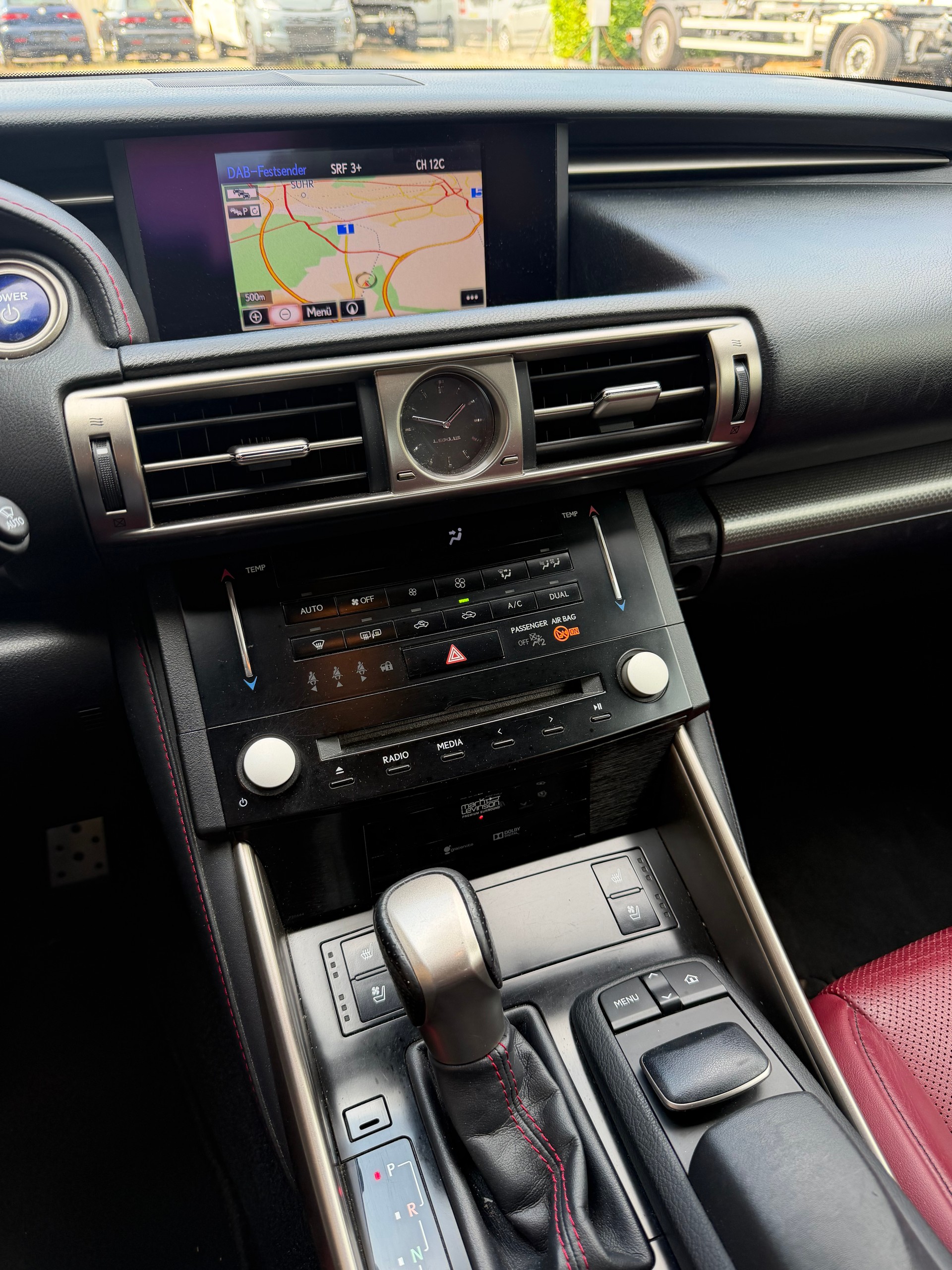 LEXUS IS 300h F-Sport Automatic-image-12